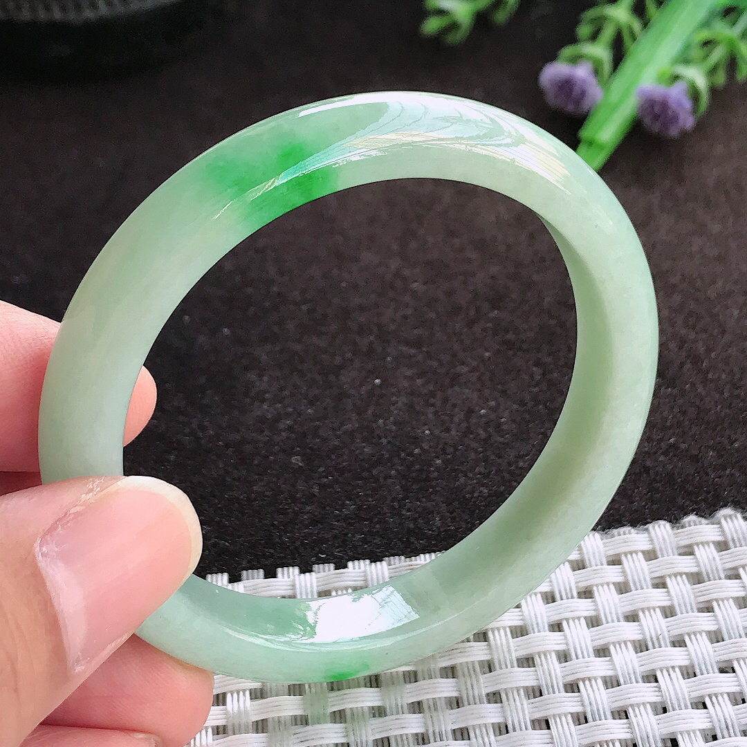 天然a货翡翠50.5/9.5/7小圈口老坑精美飘阳绿手镯宽边翡翠玉镯美人镯