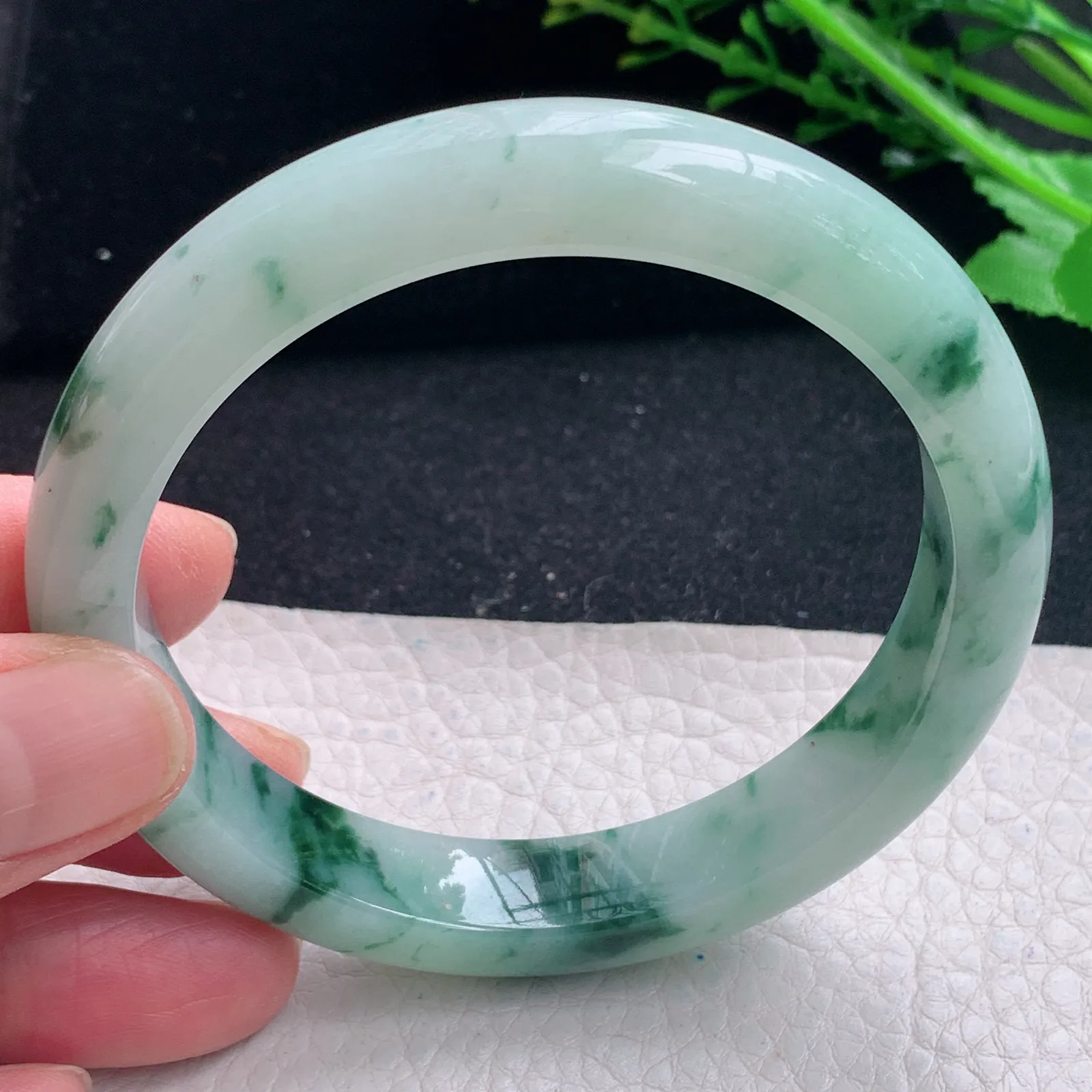hy大圈口60*11.8*8.5平安镯 缅甸翡翠a货飘花宽边玉手镯 玉手环
