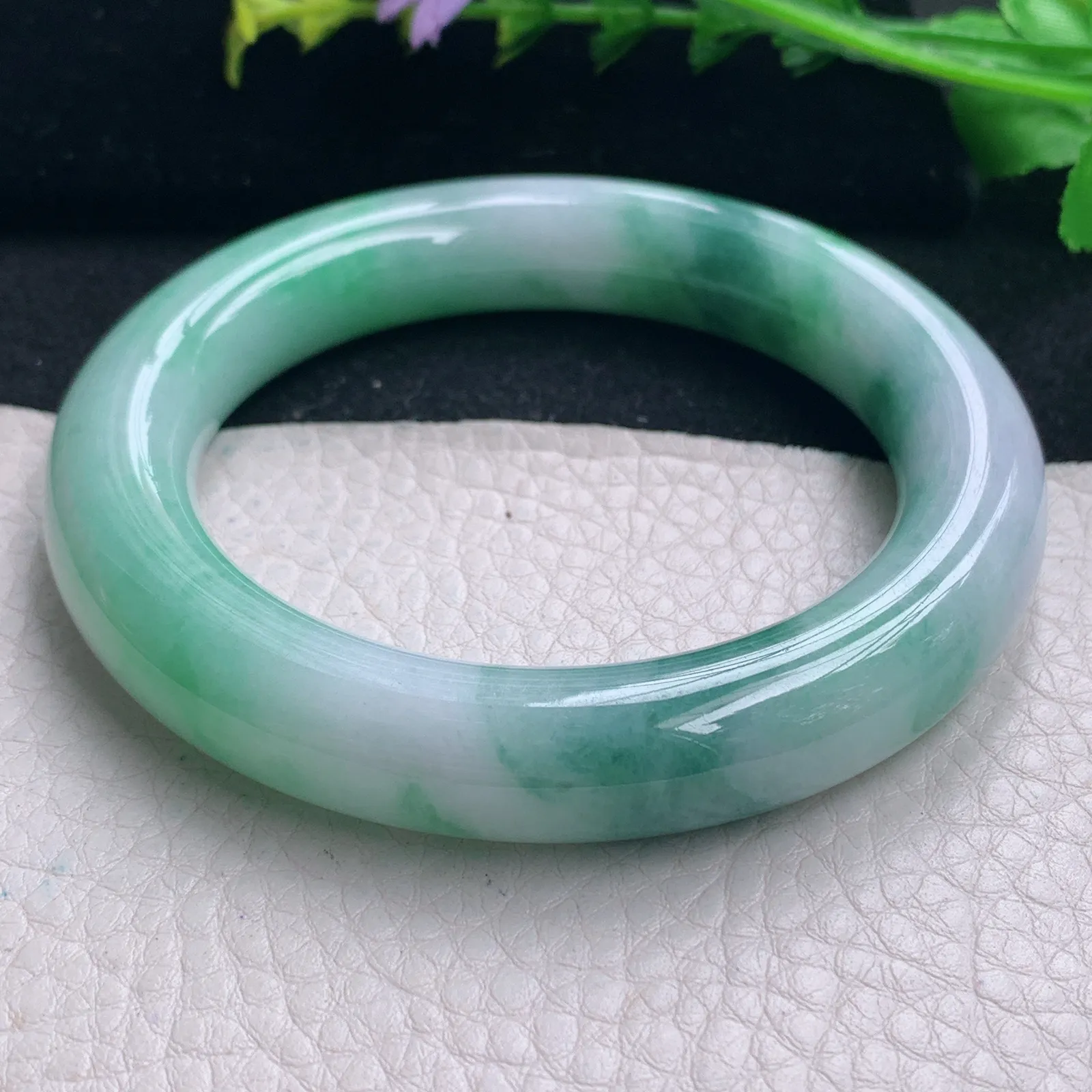 xc自然光58*12胖圆镯 缅甸翡翠a货飘花大气圆条玉手镯 玉手环