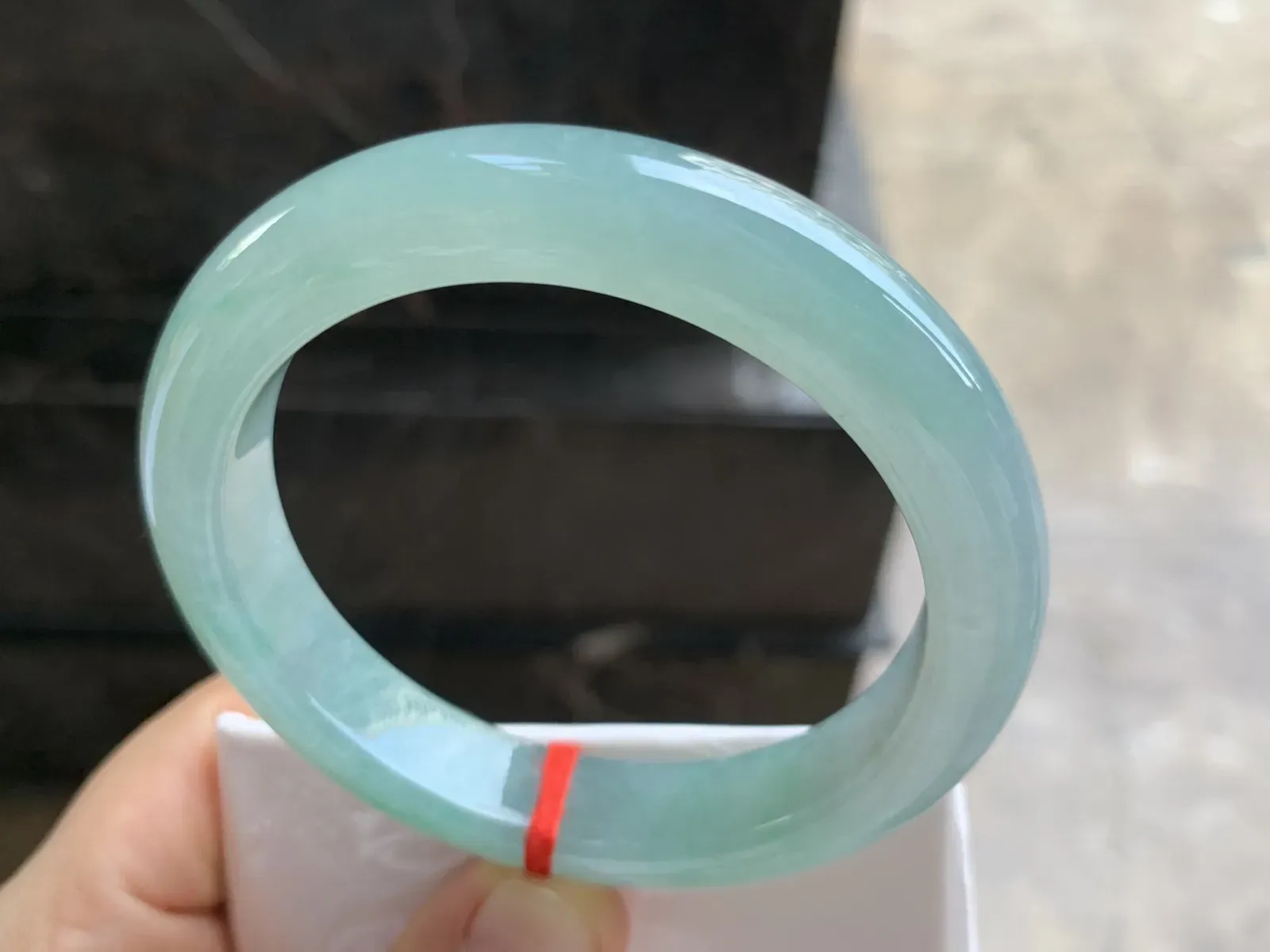 58.5-12-9.3mm
冰种带底色手镯 水润 清新