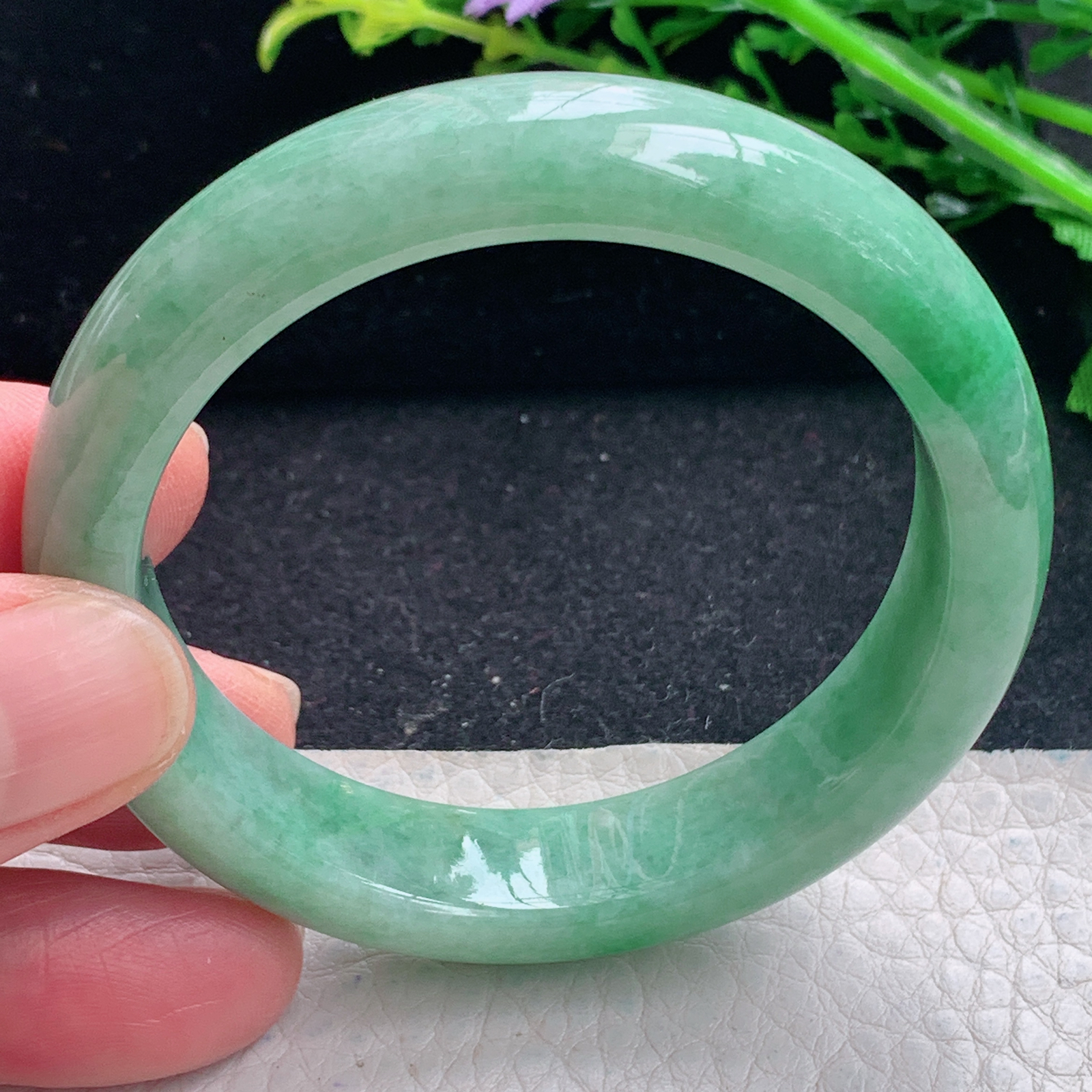 xx小圈口51*12.3*8.6平安镯 缅甸翡翠a货满绿宽边玉手镯 玉手环