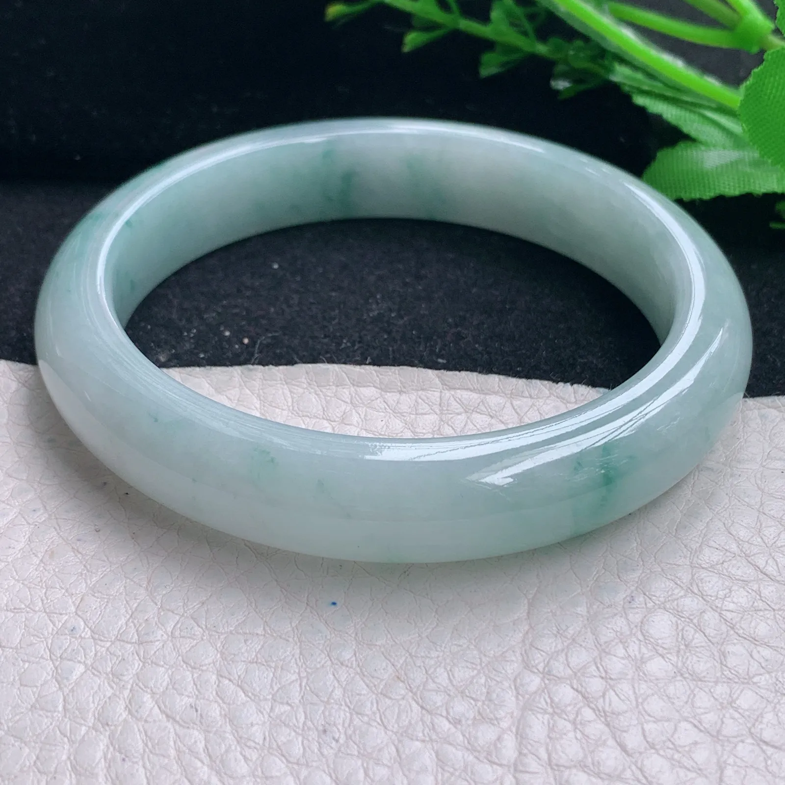 xx大圈口60.5*12*8.5平安镯 缅甸翡翠a货飘花宽边玉手镯 玉手环