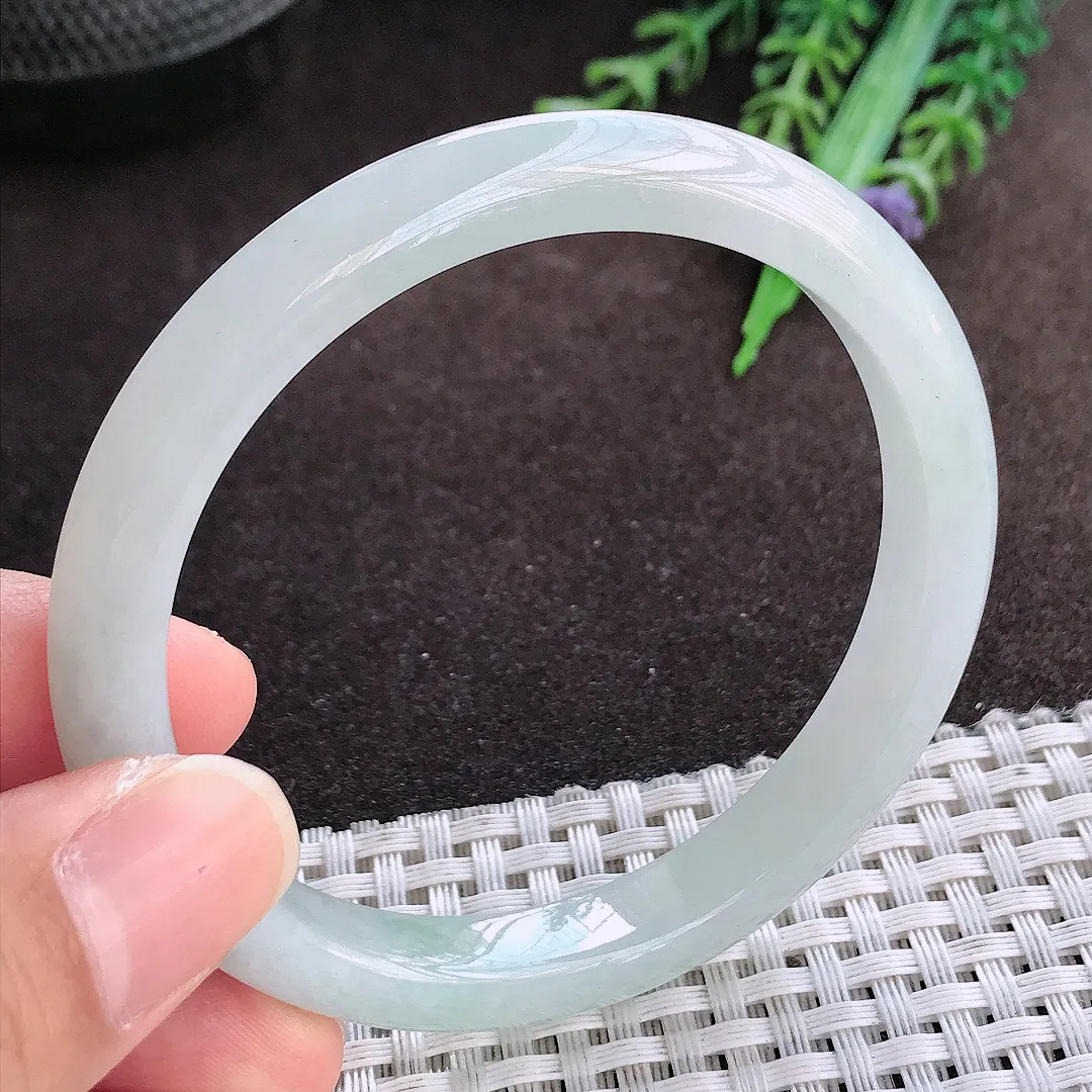 天然a货翡翠56.5/8.8/7.2老坑冰胶水灵飘花手镯宽边翡翠玉手镯