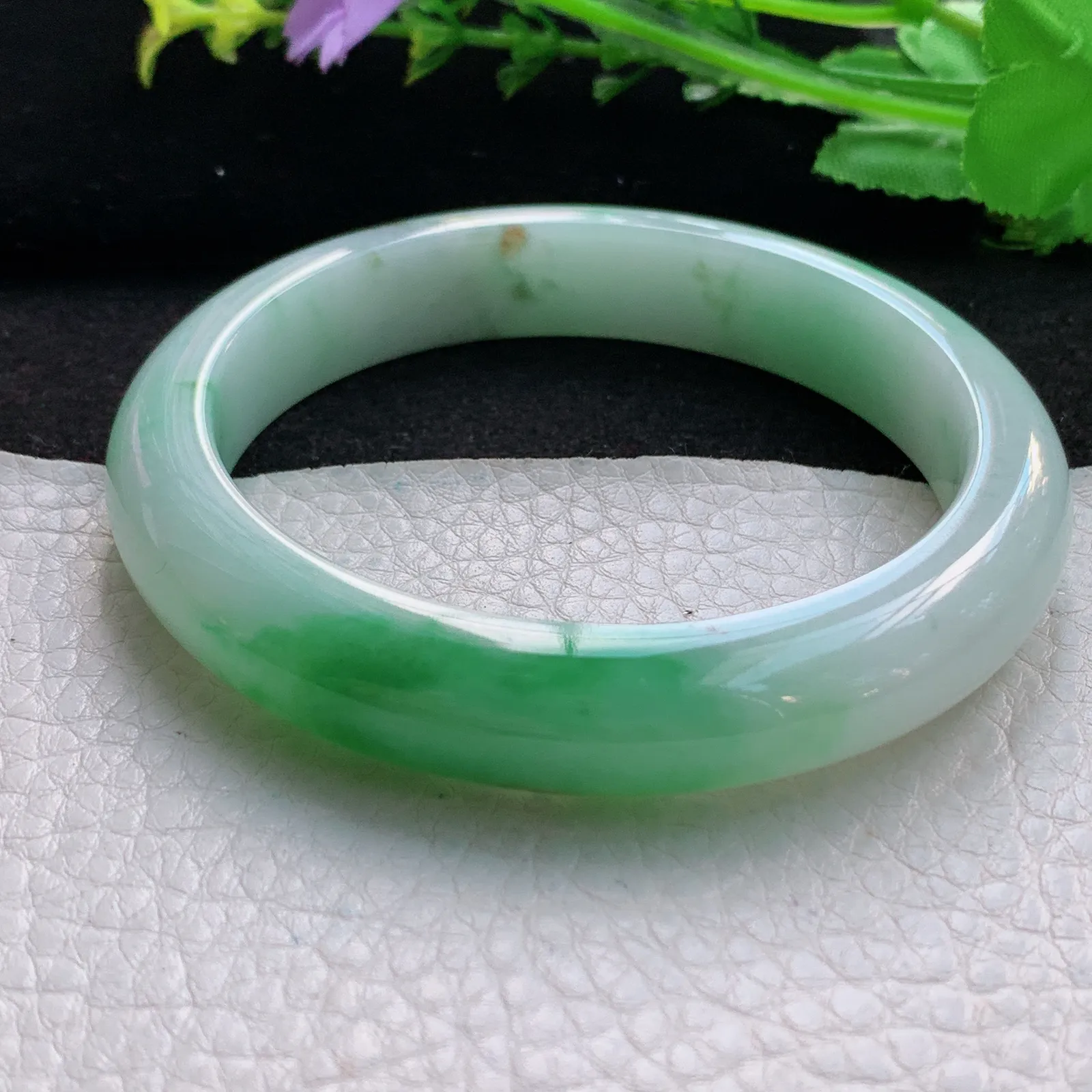 xc大圈口61*12.6*8.8平安镯 缅甸翡翠a货精美辣绿宽边玉手镯 玉手环