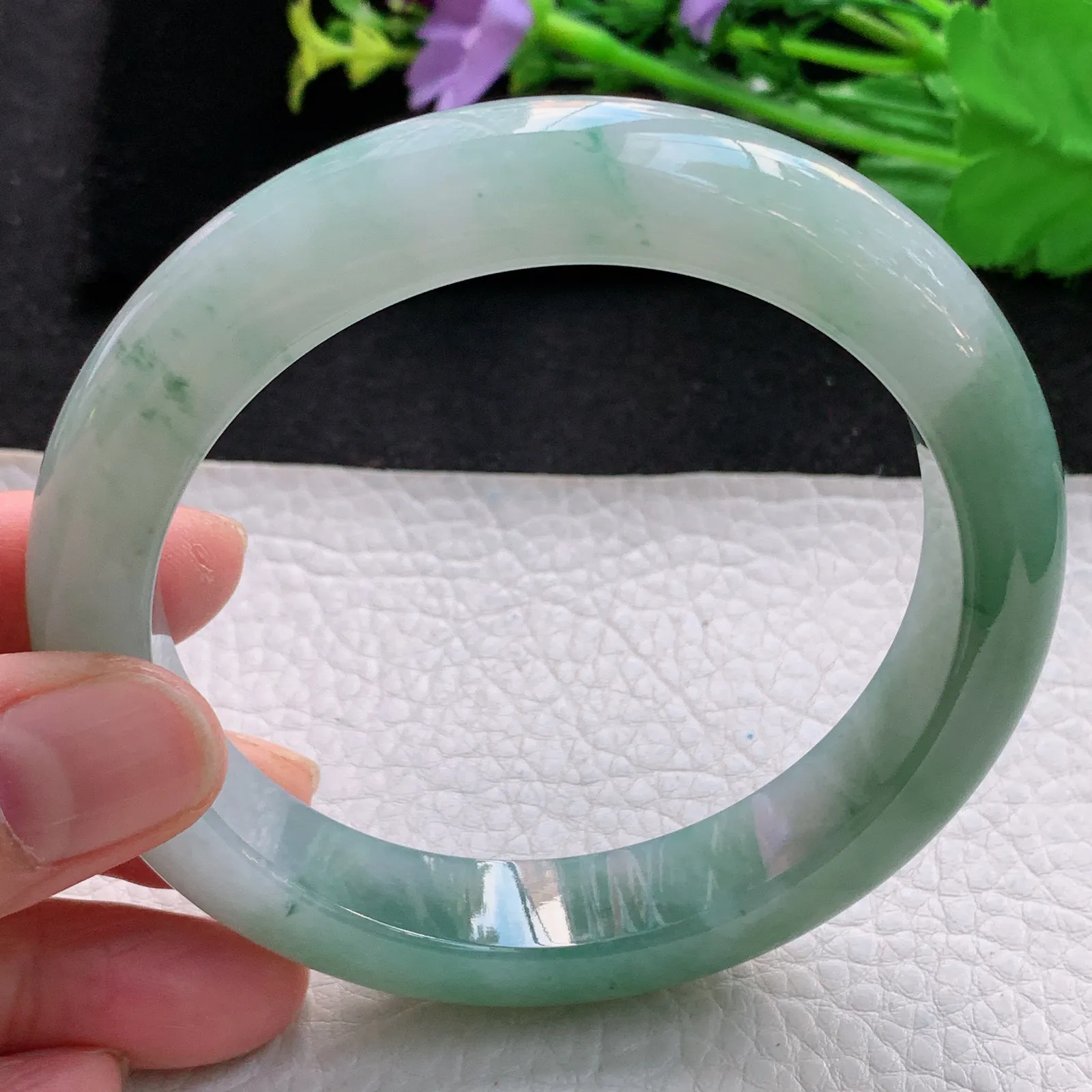 xc大圈口63.5*13.2*9.8平安镯 缅甸翡翠a货精美冰润半山水宽边玉手镯