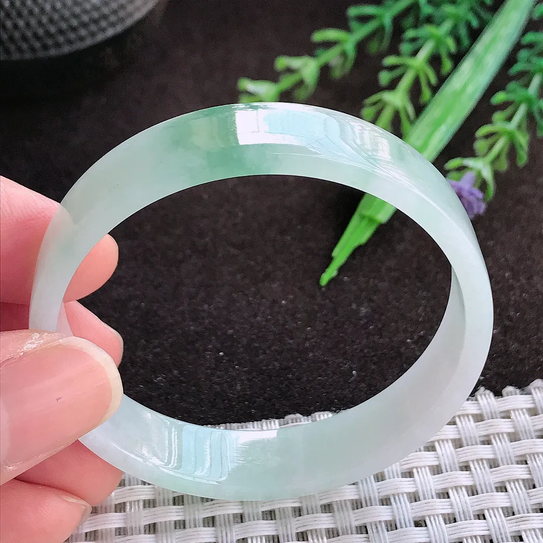 天然a货翡翠51.5/11.3/3.7老坑冰透起胶飘花平安镯宽边翡翠玉手镯