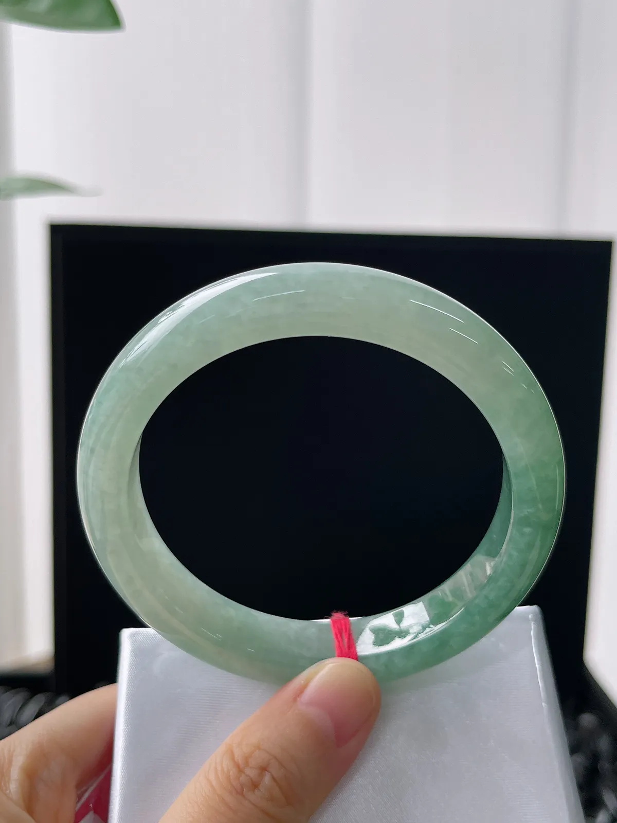 正圈58.3圈口，翡翠冰糯种绿色手镯