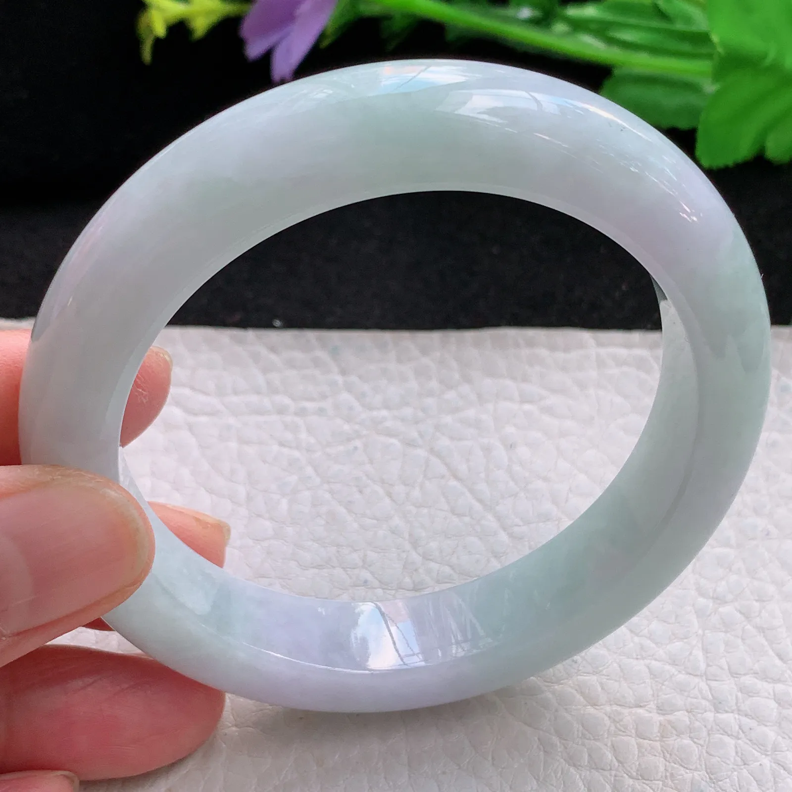 hy自然光57.5*12.6*9.5平安镯 缅甸翡翠a货精美淡春彩宽边玉手镯 玉手环