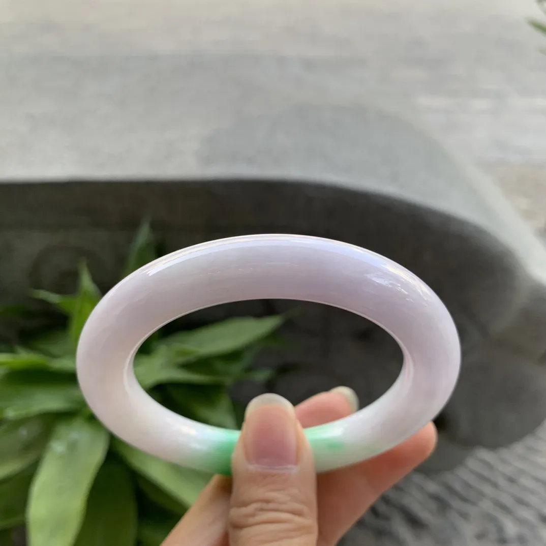 圈口 56.8-10.7【飘绿圆条手镯】圆条56 57可戴