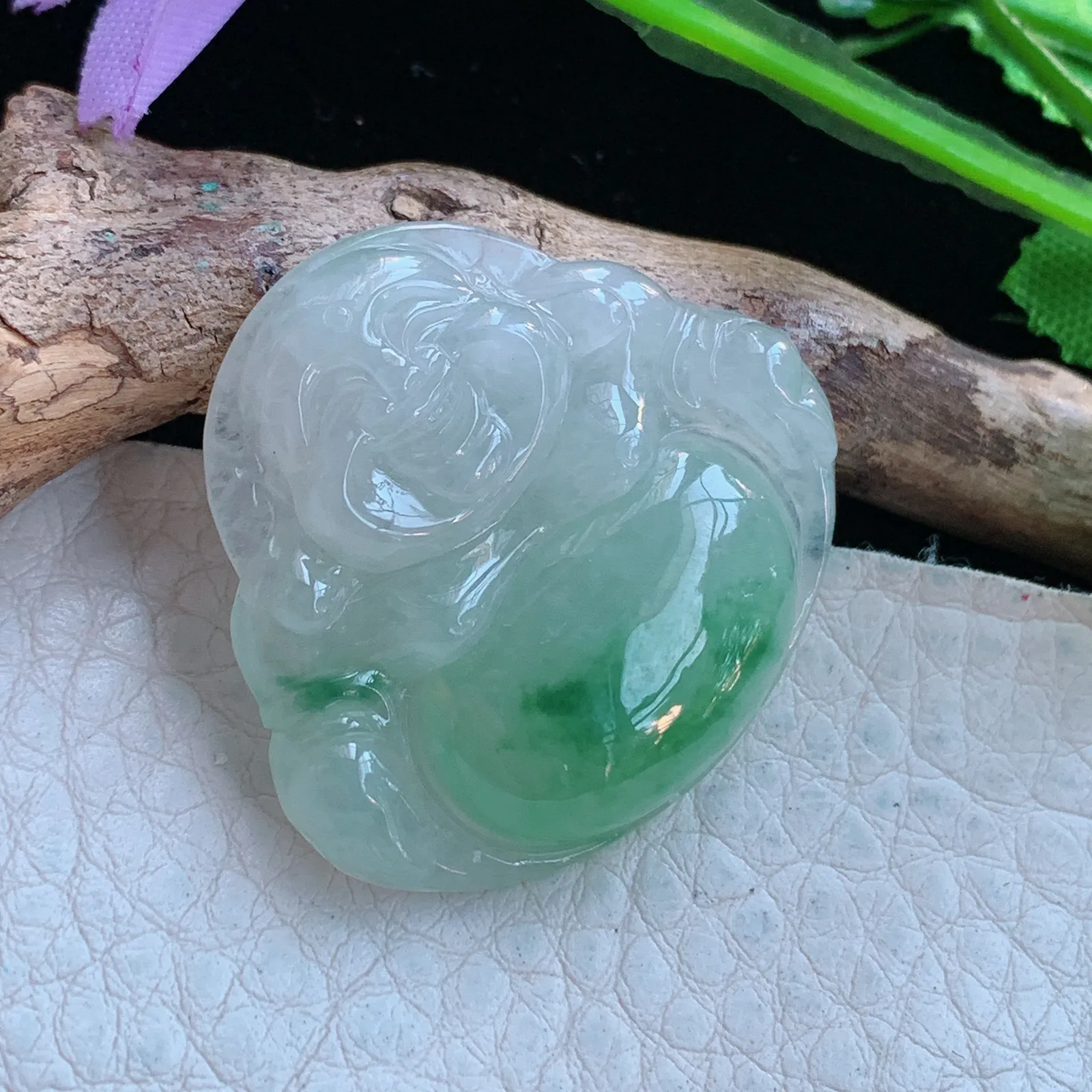 ajj实拍30.7*32.8*6缅甸翡翠a货冰飘绿花佛公 弥勒佛玉吊坠 玉挂件