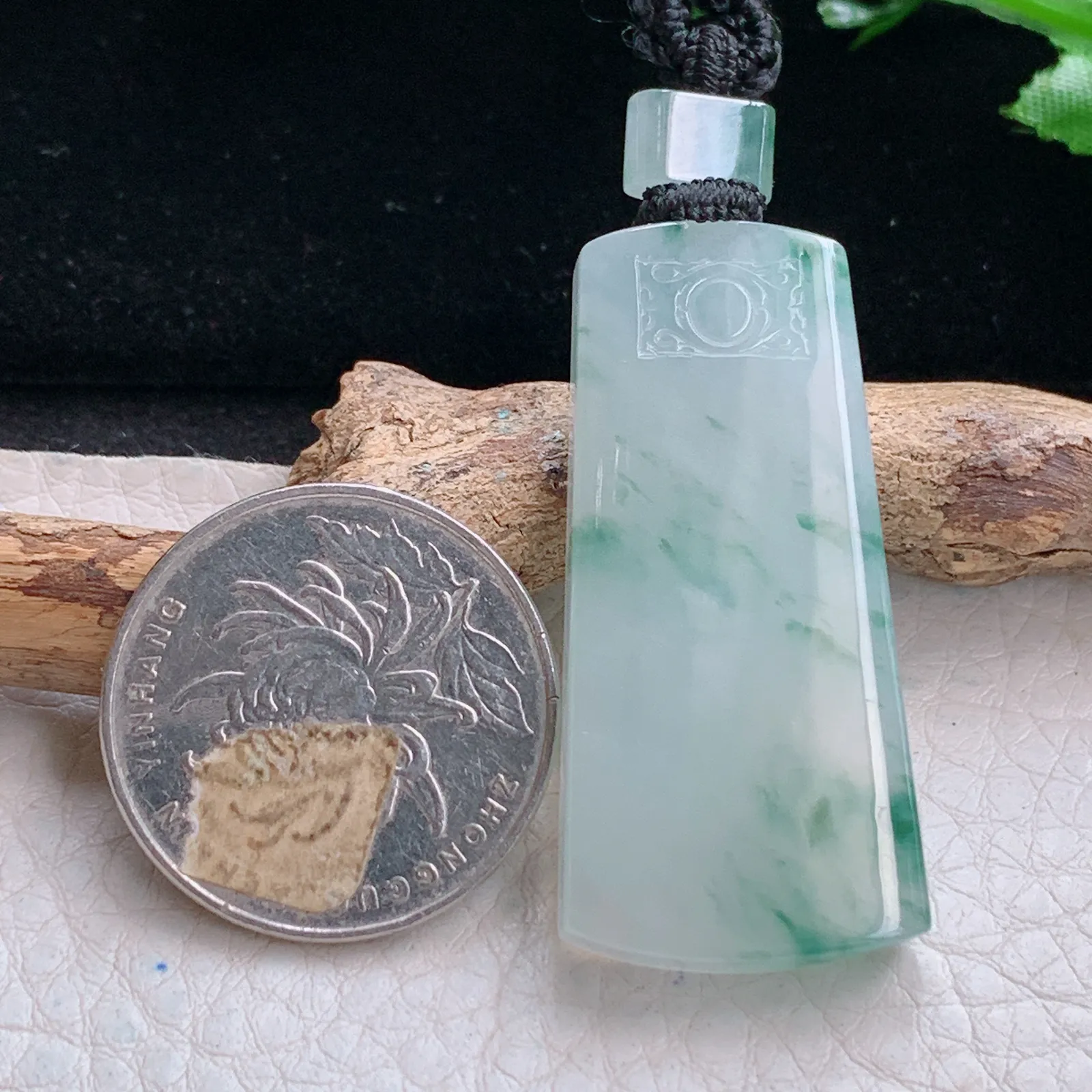 yl实拍41.7*19.8*5.3缅甸翡翠a货冰飘花平安无事牌玉吊坠 玉挂件