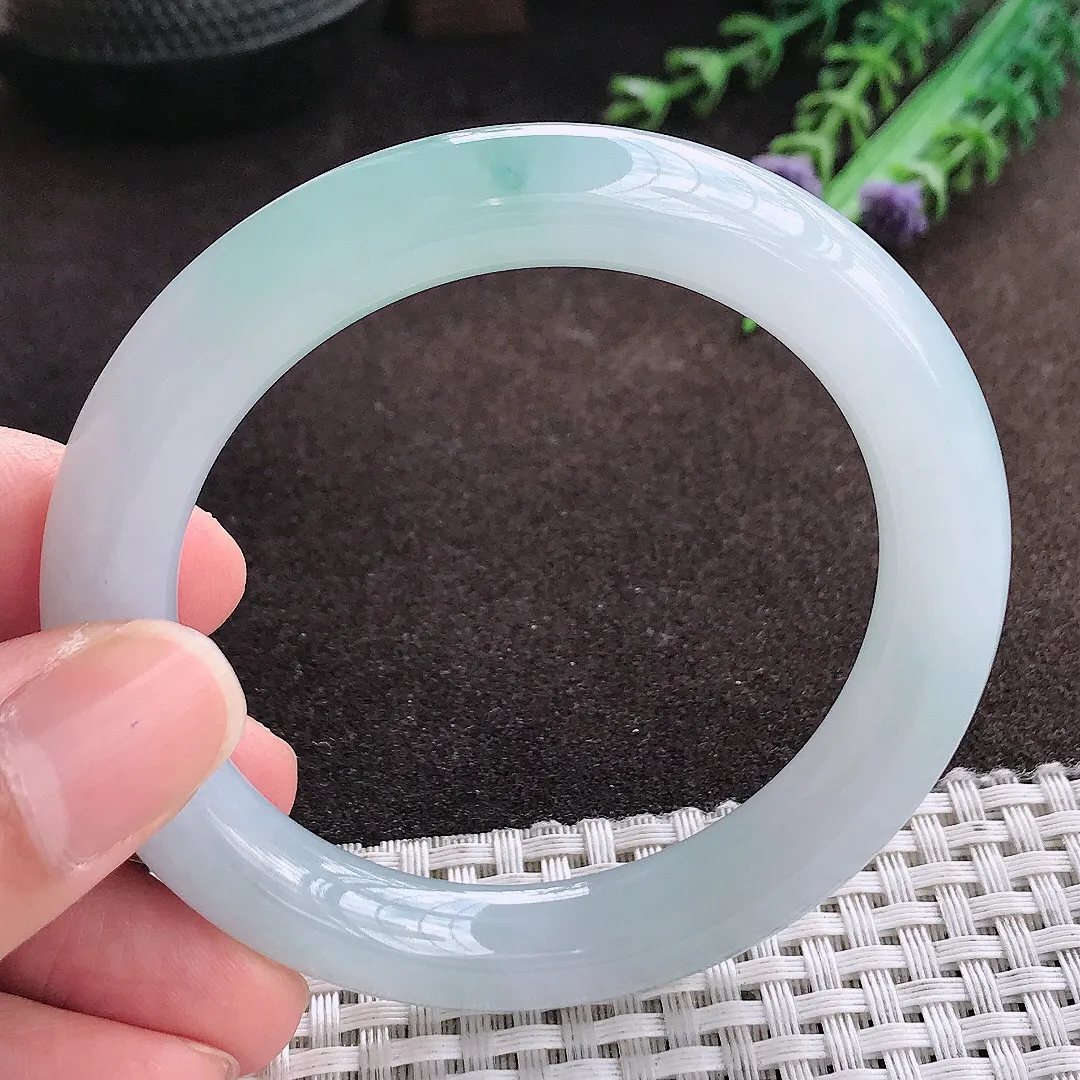 天然a货翡翠53.8/10/9.8老坑冰胶果冻天空蓝圆条手镯翡翠玉手镯