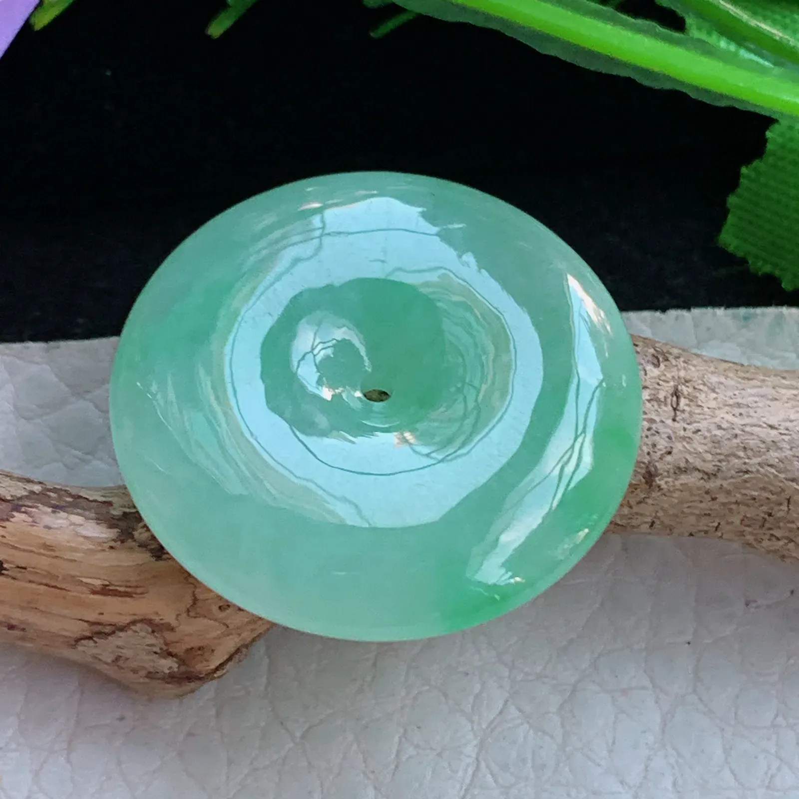 ajj实拍29*6.8缅甸翡翠a货冰绿平安扣 玉扣玉吊坠 玉挂件