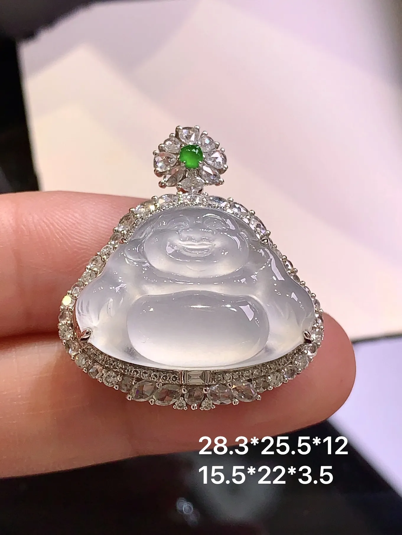 18k金钻镶嵌冰种佛公吊坠 玉质细腻 色泽清新艳丽 整体尺寸28.3*25.5*12