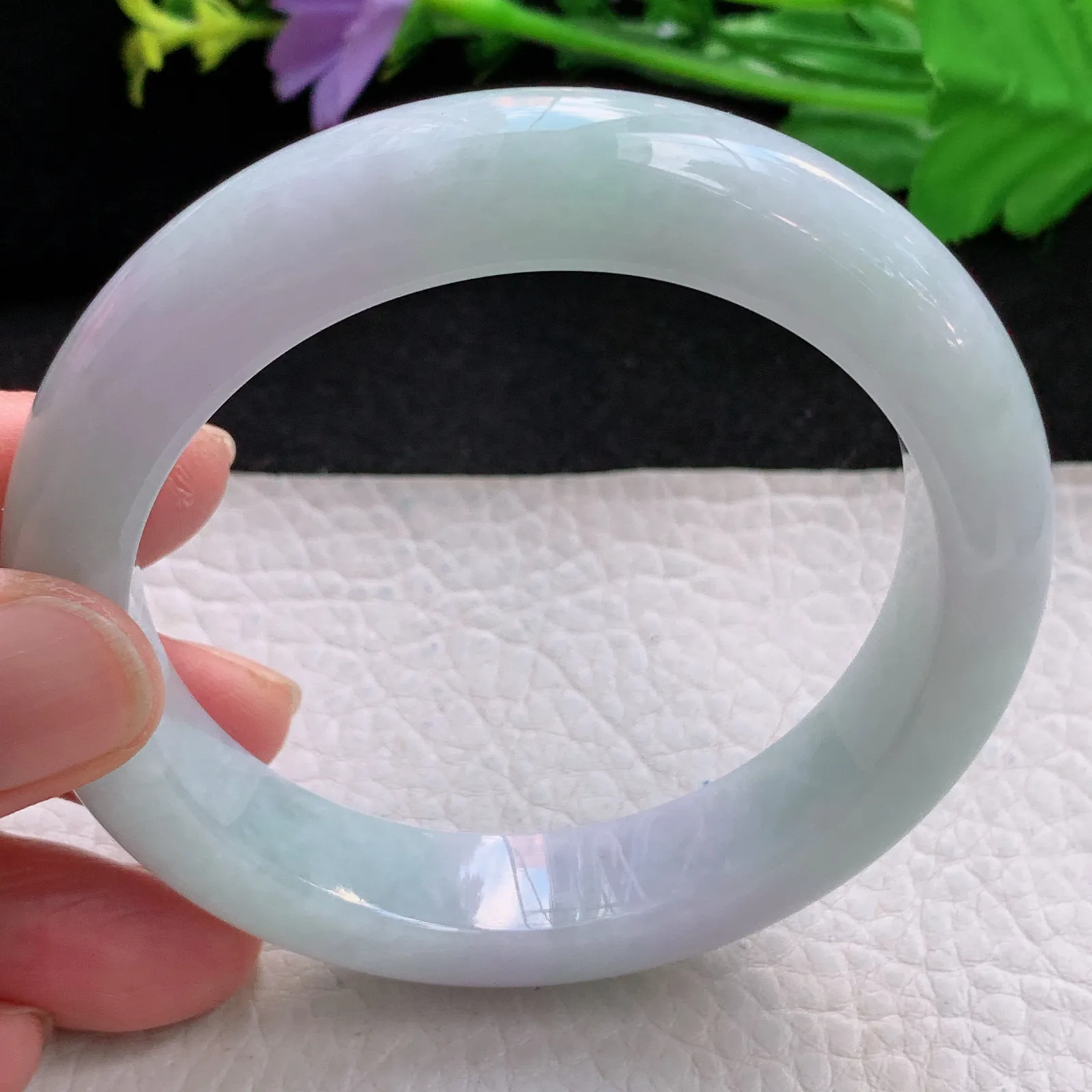 hy自然光57.5*12.6*9.5平安镯 缅甸翡翠a货精美淡春彩宽边玉手镯 玉手环