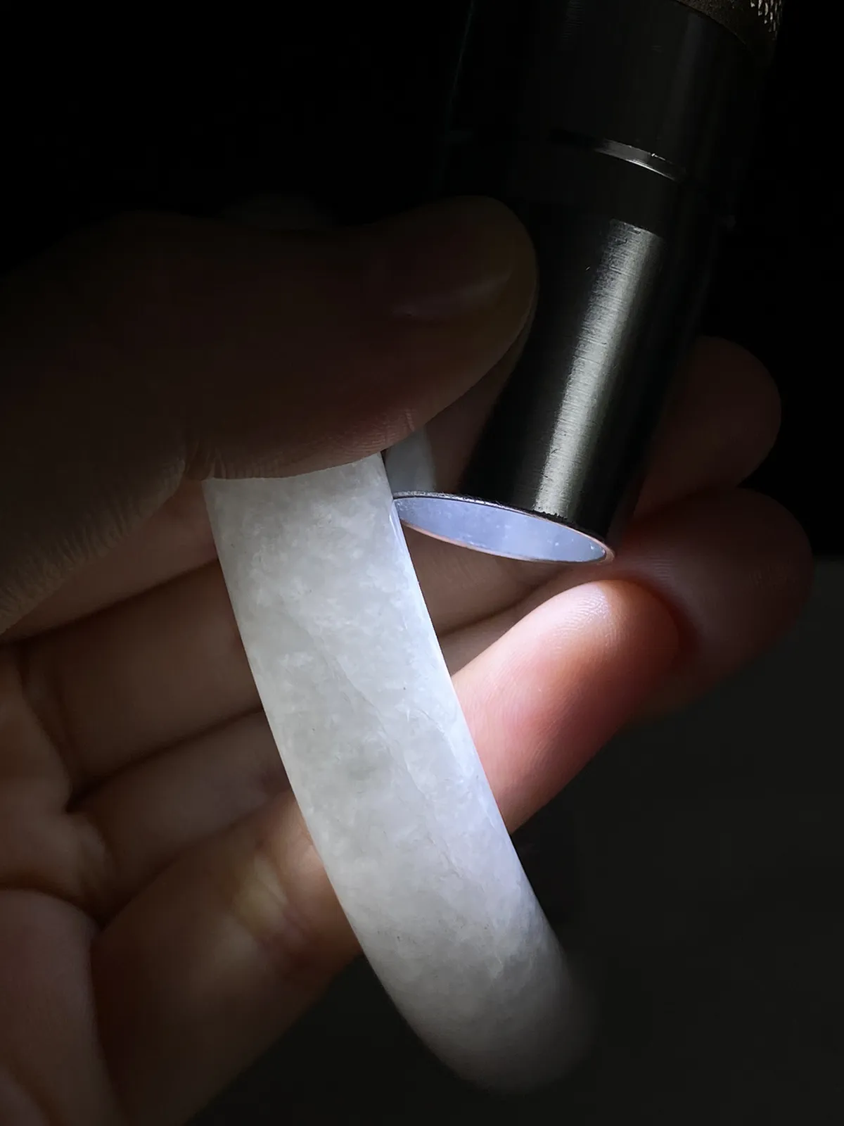 厚装圆镯50.3圈口，冰糯种翡翠手镯，拍回后可以扩圈