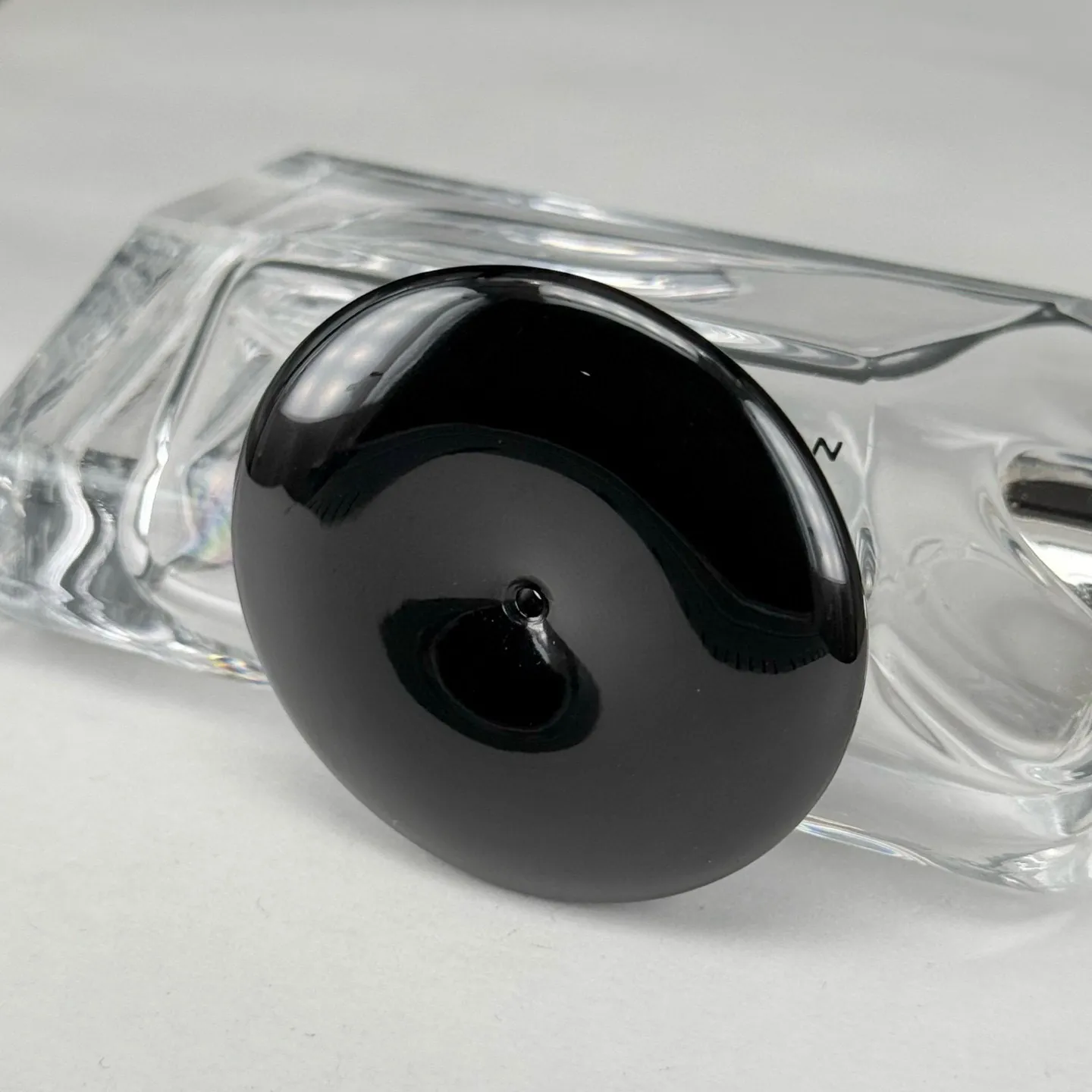 精品墨翠平安扣 种好色正 黑度极好 打灯通透 油性十足 尺寸47.5