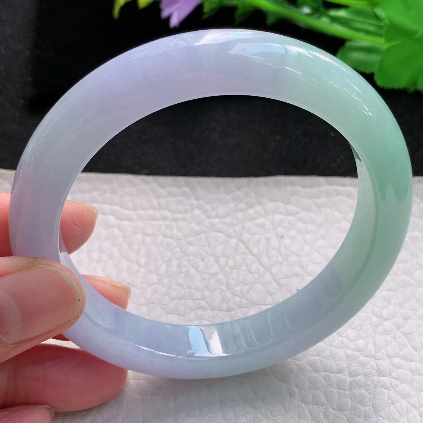 hf大圈口61*12*9.2平安镯 缅甸翡翠a货精美冰润春带彩宽边玉手镯 玉手环