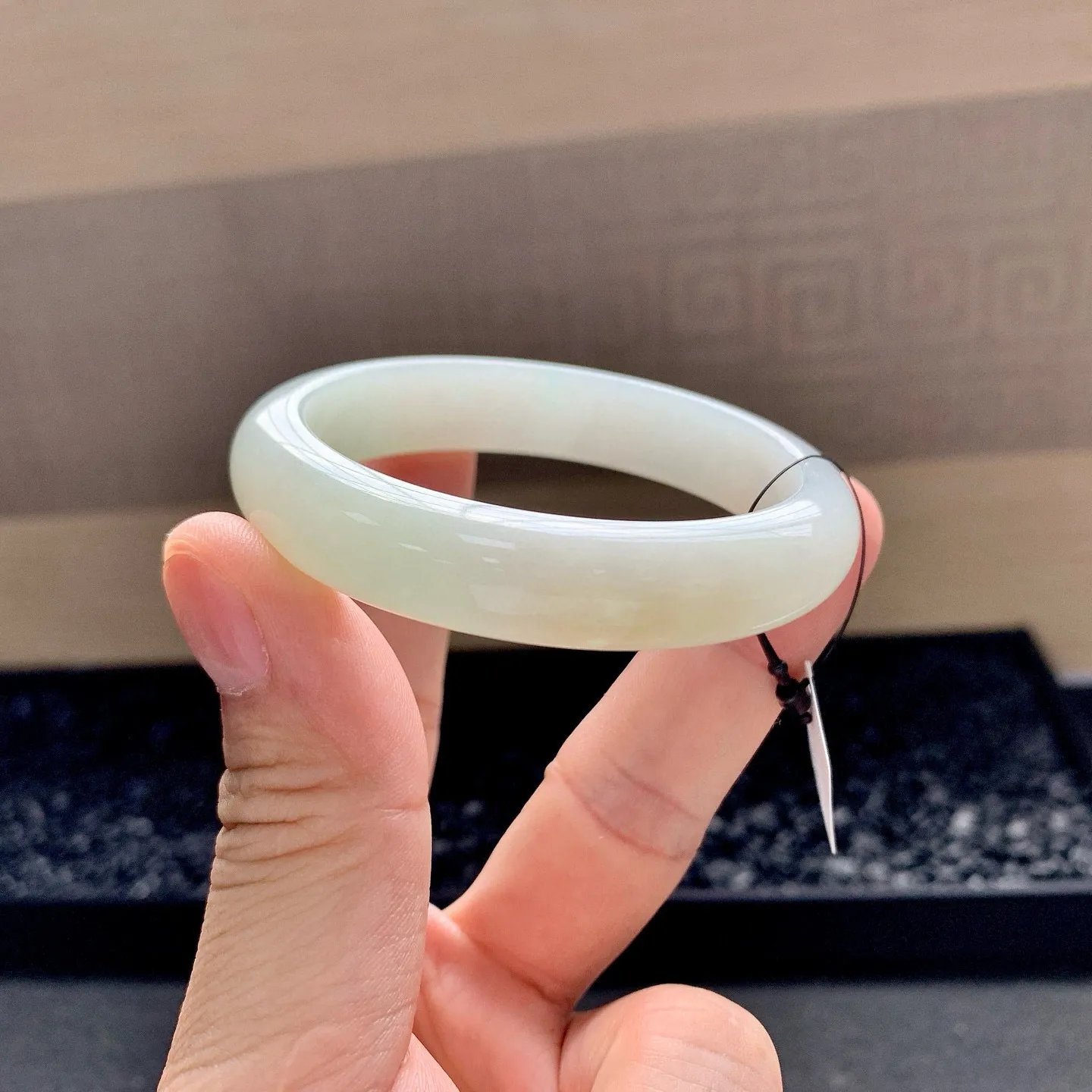 晴底手镯，尺寸：54-12.5-7.8