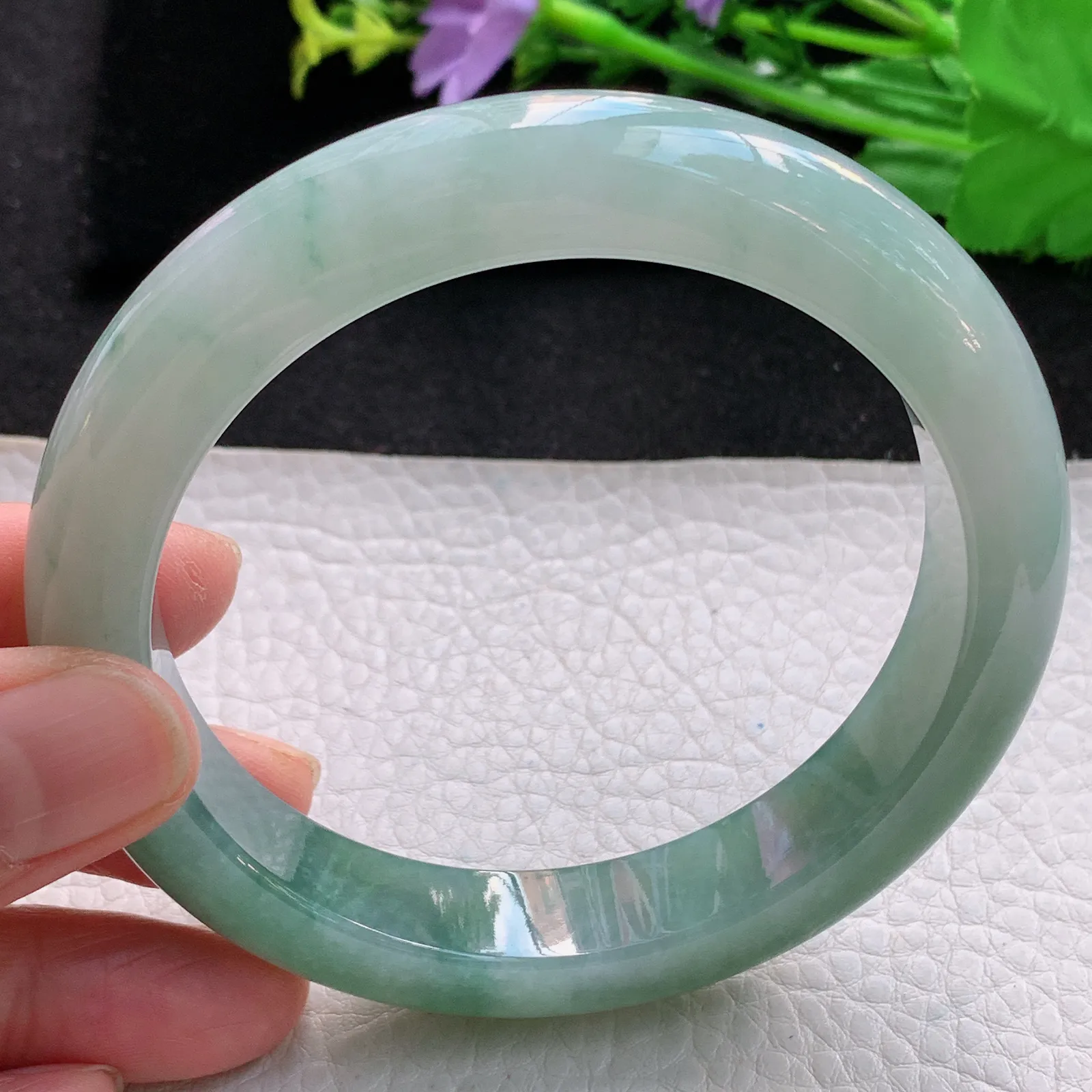 xc大圈口63.5*13.2*9.8平安镯 缅甸翡翠a货精美冰润半山水宽边玉手镯