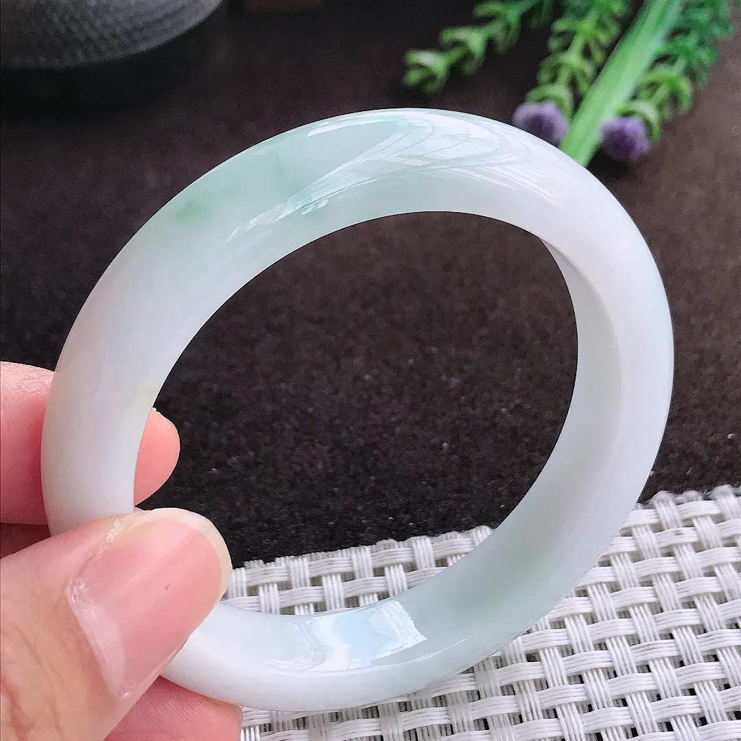 天然a货翡翠54.5/11.6/8.5老坑精美油润飘花手镯宽边翡翠玉手镯