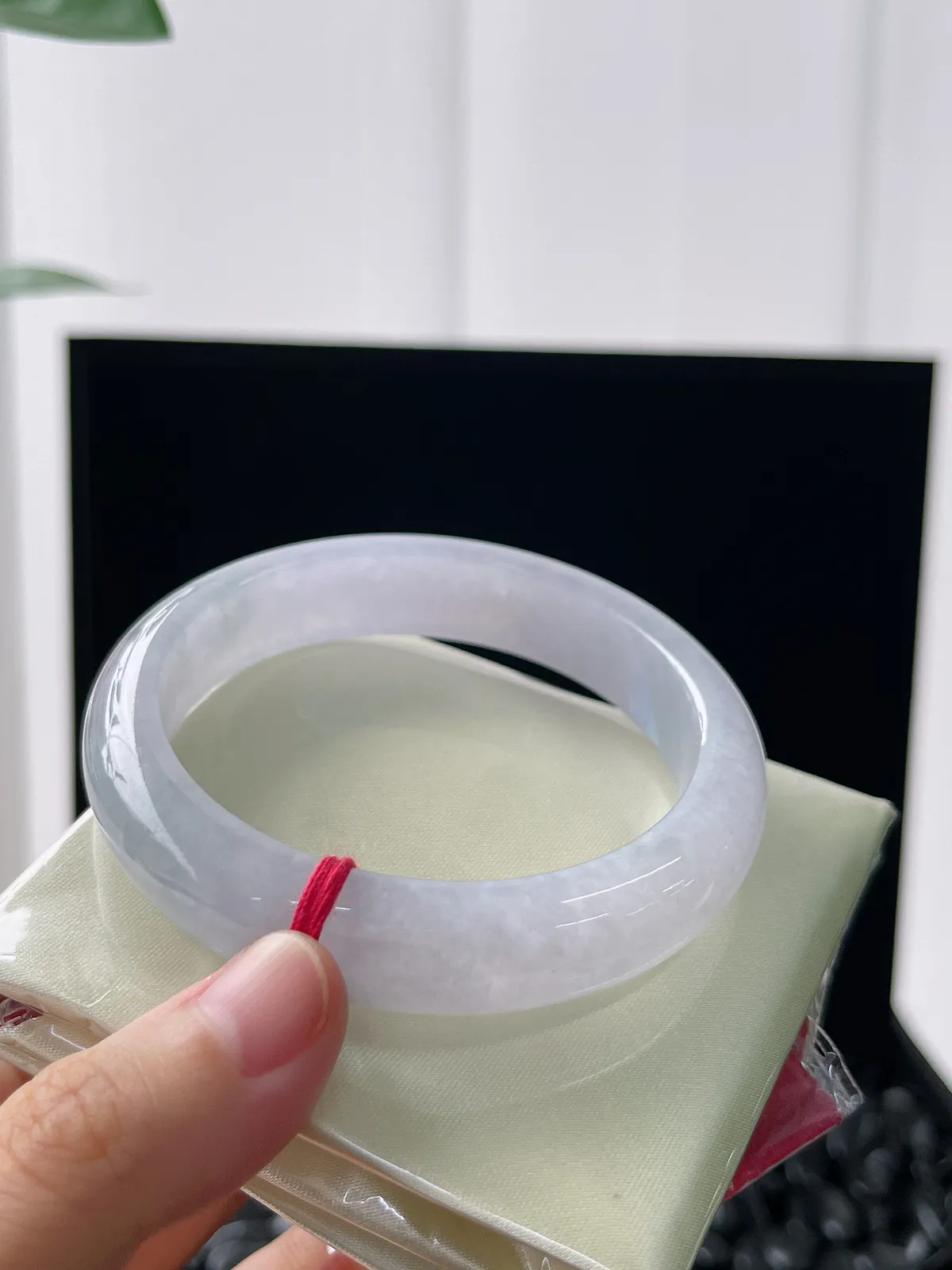 正圈57.7圈口，翡翠手镯