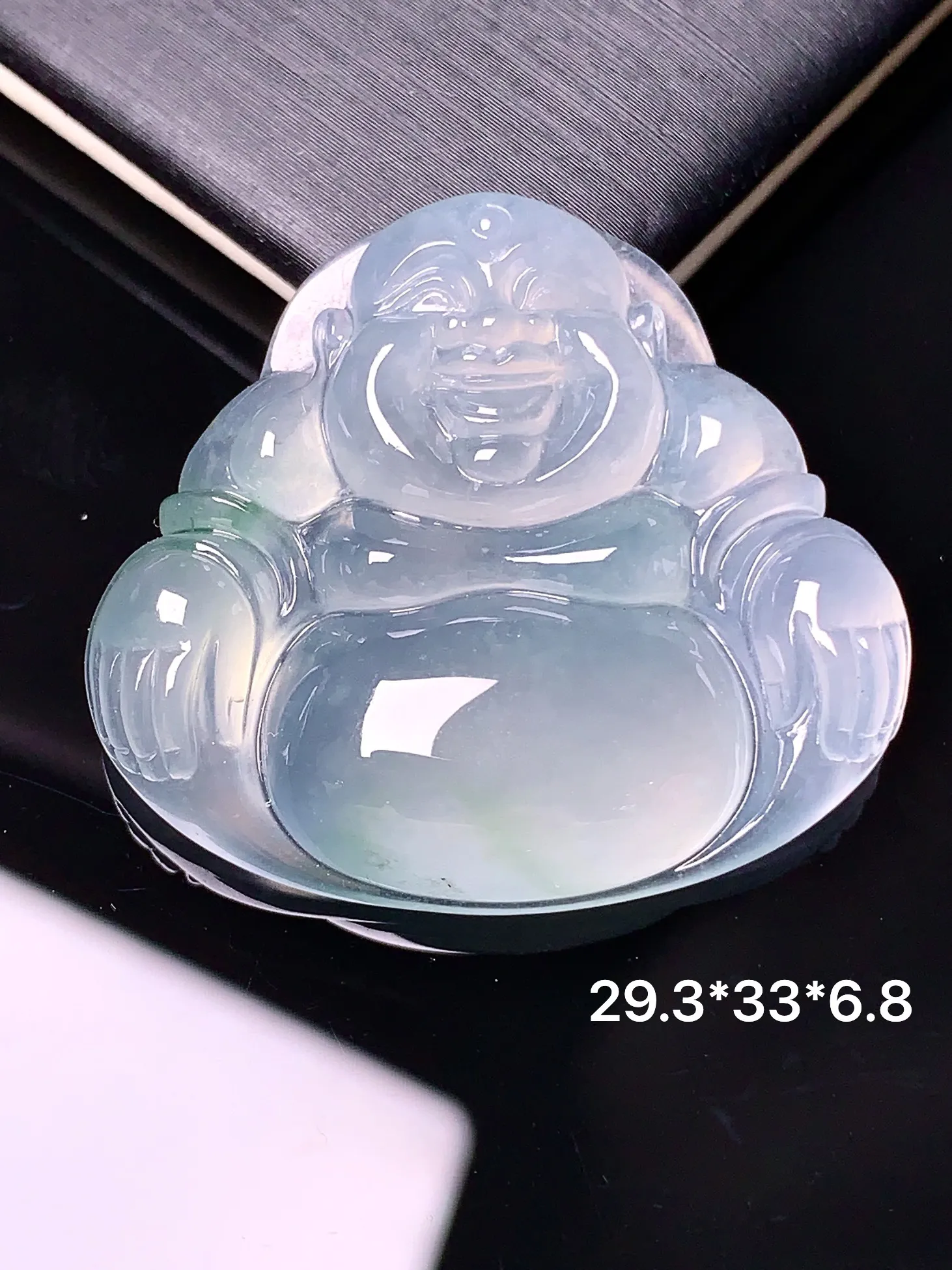 冰种佛公吊坠 玉质细腻 色泽清新艳丽 整体尺寸29.3*33*6.8