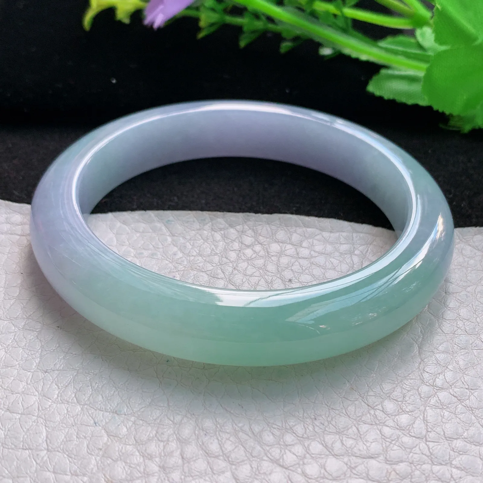 hf大圈口61*12*9.2平安镯 缅甸翡翠a货精美冰润春带彩宽边玉手镯 玉手环