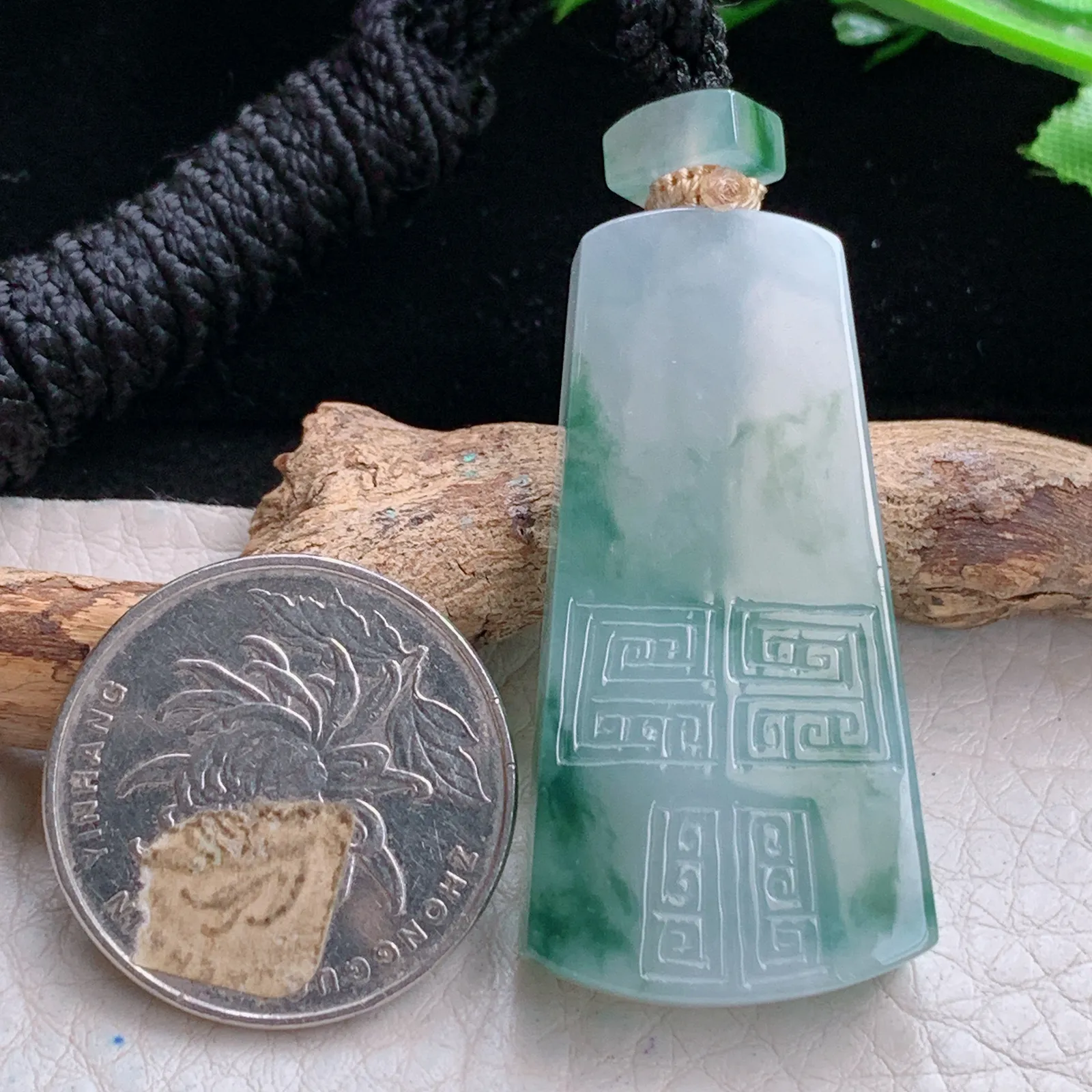 yl实拍43.2*21.6*5.8缅甸翡翠a货冰飘花平安无事牌玉吊坠 玉挂件