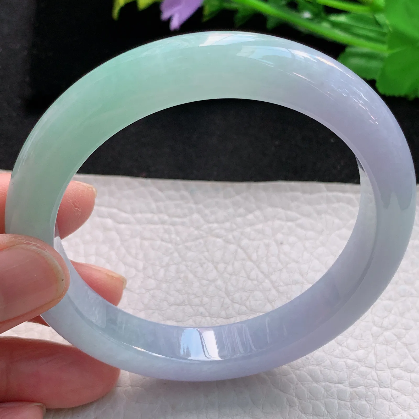 hf大圈口61*12*9.2平安镯 缅甸翡翠a货精美冰润春带彩宽边玉手镯 玉手环