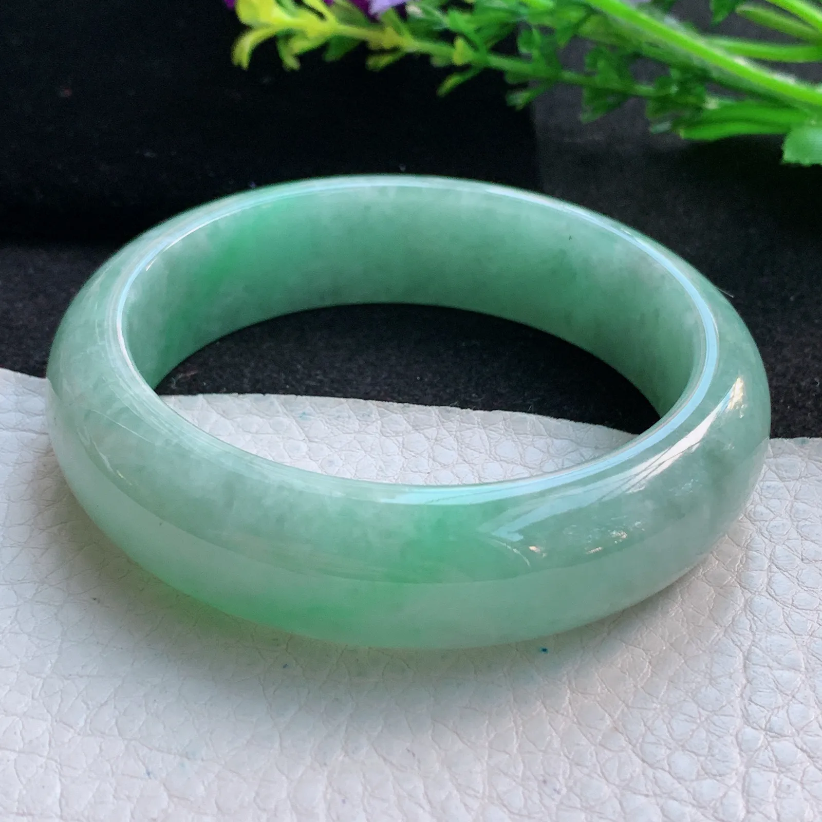 ss自然光58*16.2*8.5轮胎镯 缅甸翡翠a货大气满绿宽边玉手镯 玉手环
