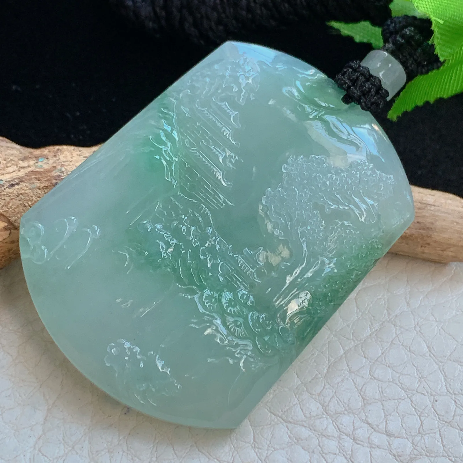 yl实拍49.5*37*6.3缅甸翡翠a货冰润山水 大好河山玉吊坠 玉挂件