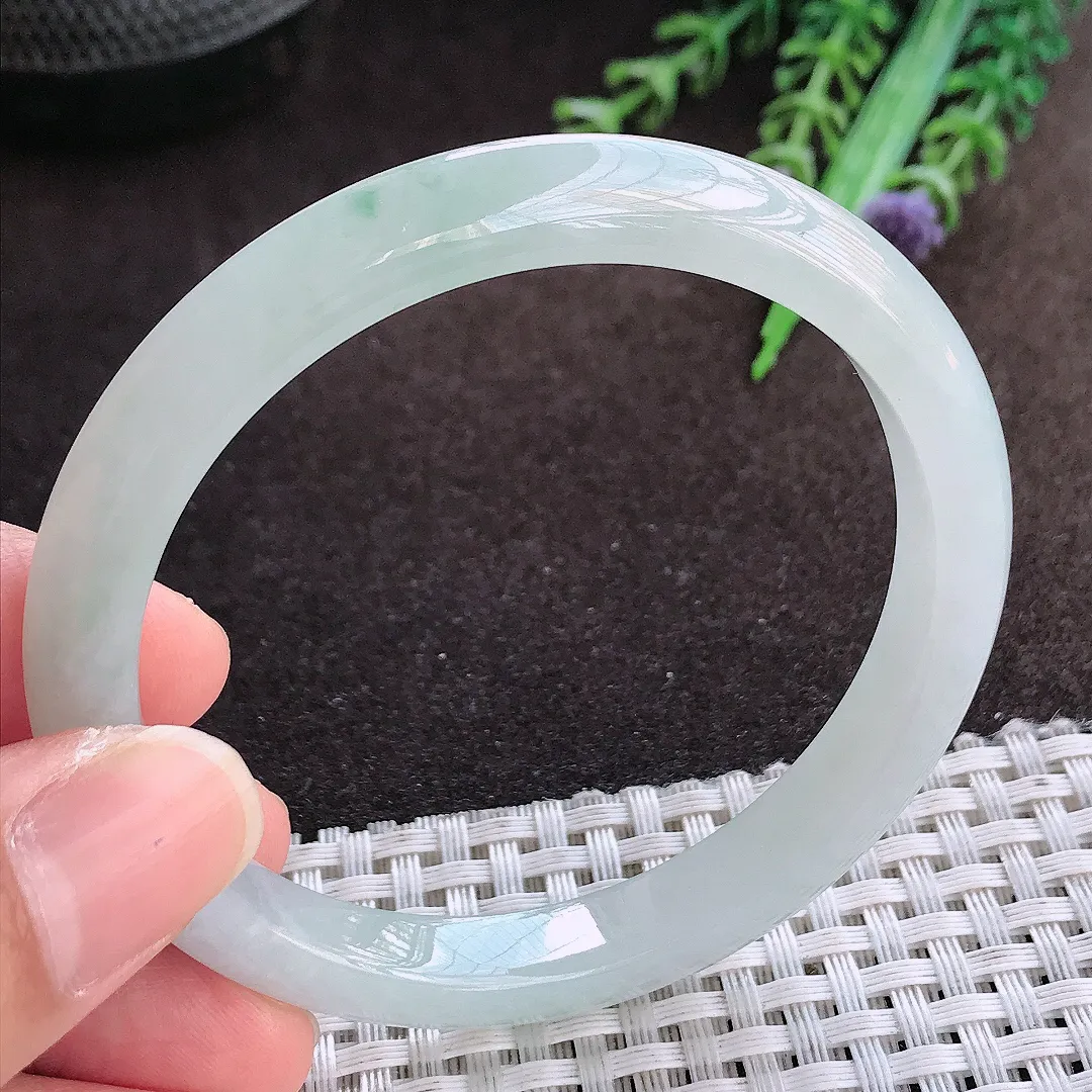 天然a货翡翠56.5/8.8/7.2老坑冰胶水灵飘花手镯宽边翡翠玉手镯