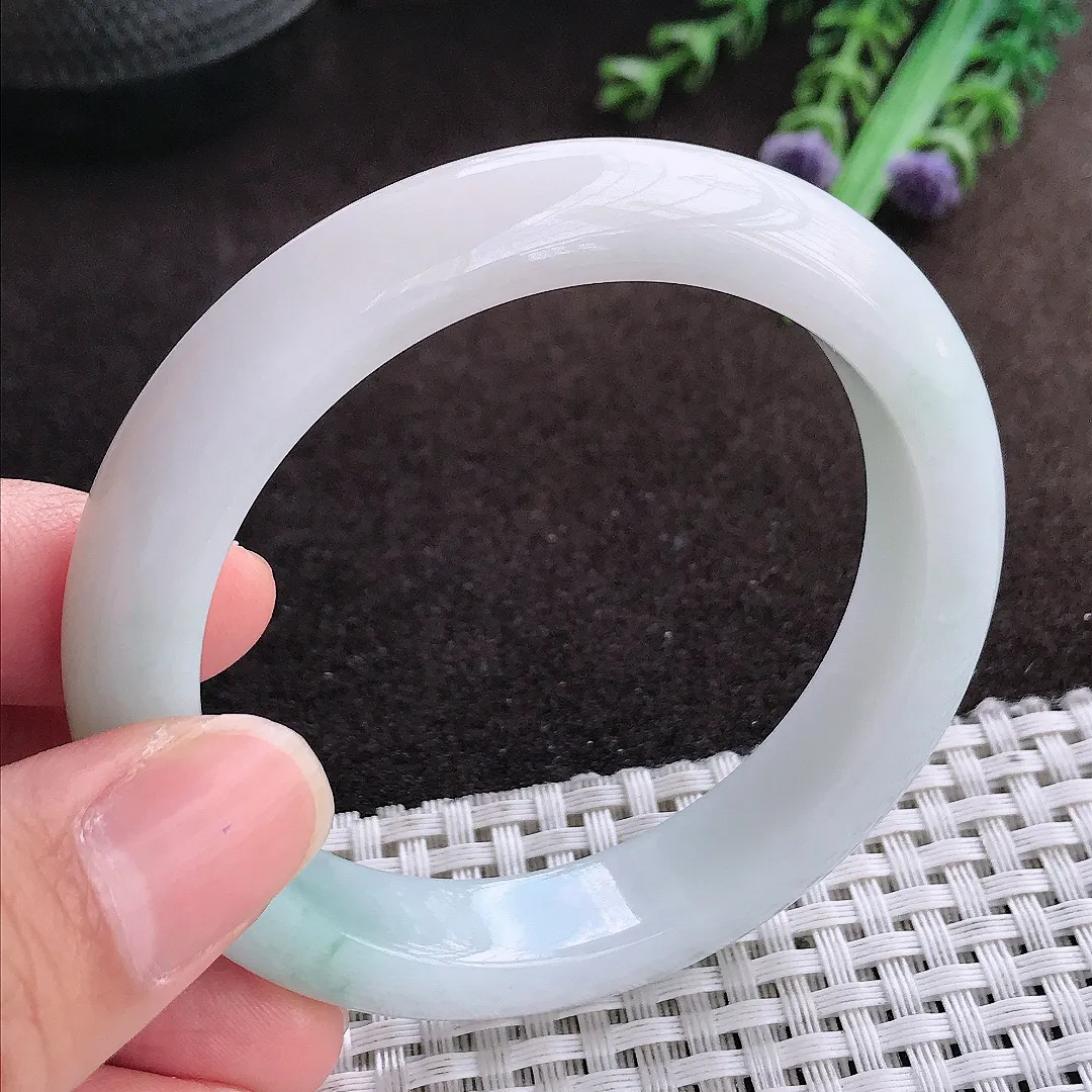 天然a货翡翠54.5/11.6/8.5老坑精美油润飘花手镯宽边翡翠玉手镯