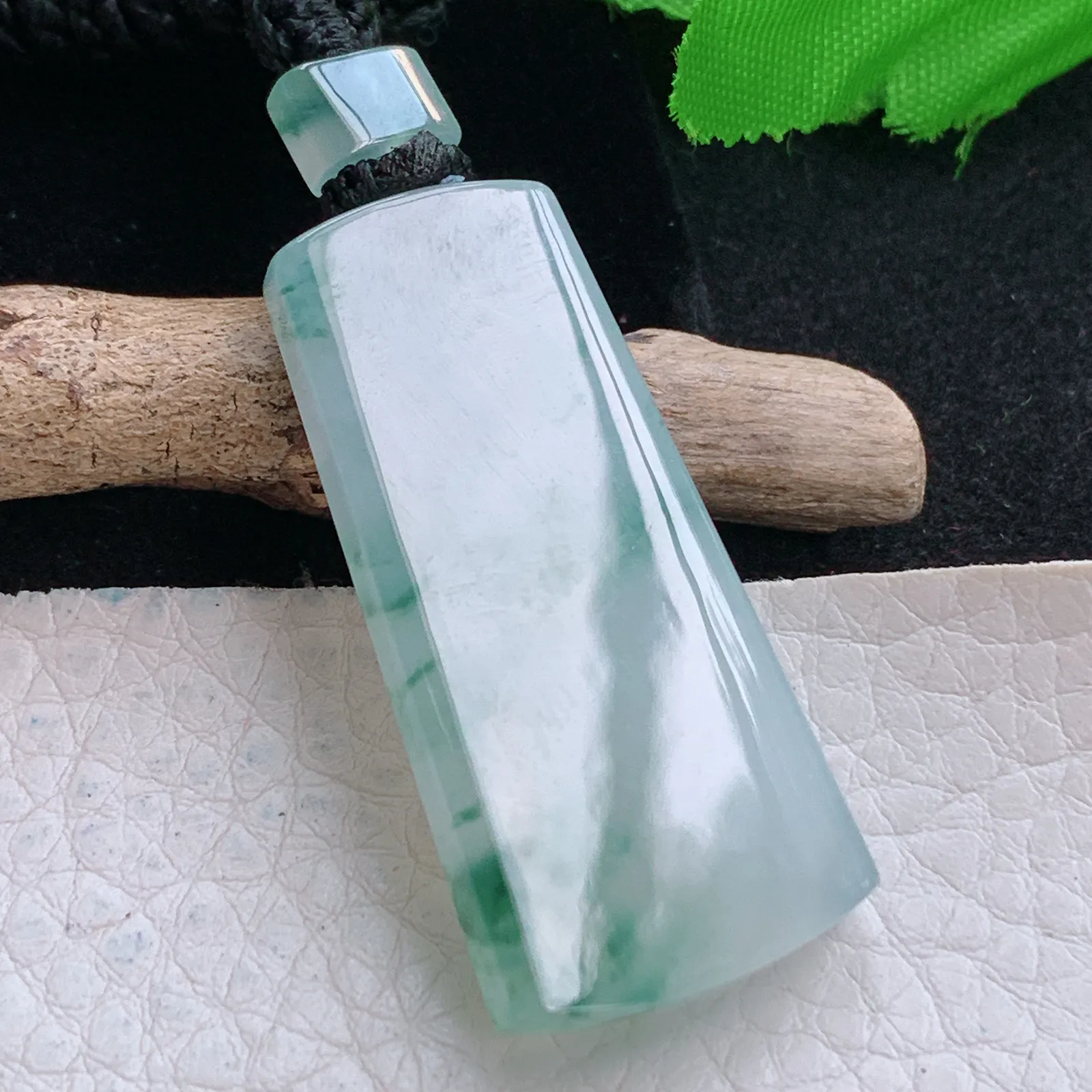 yl实拍41.7*19.8*5.3缅甸翡翠a货冰飘花平安无事牌玉吊坠 玉挂件