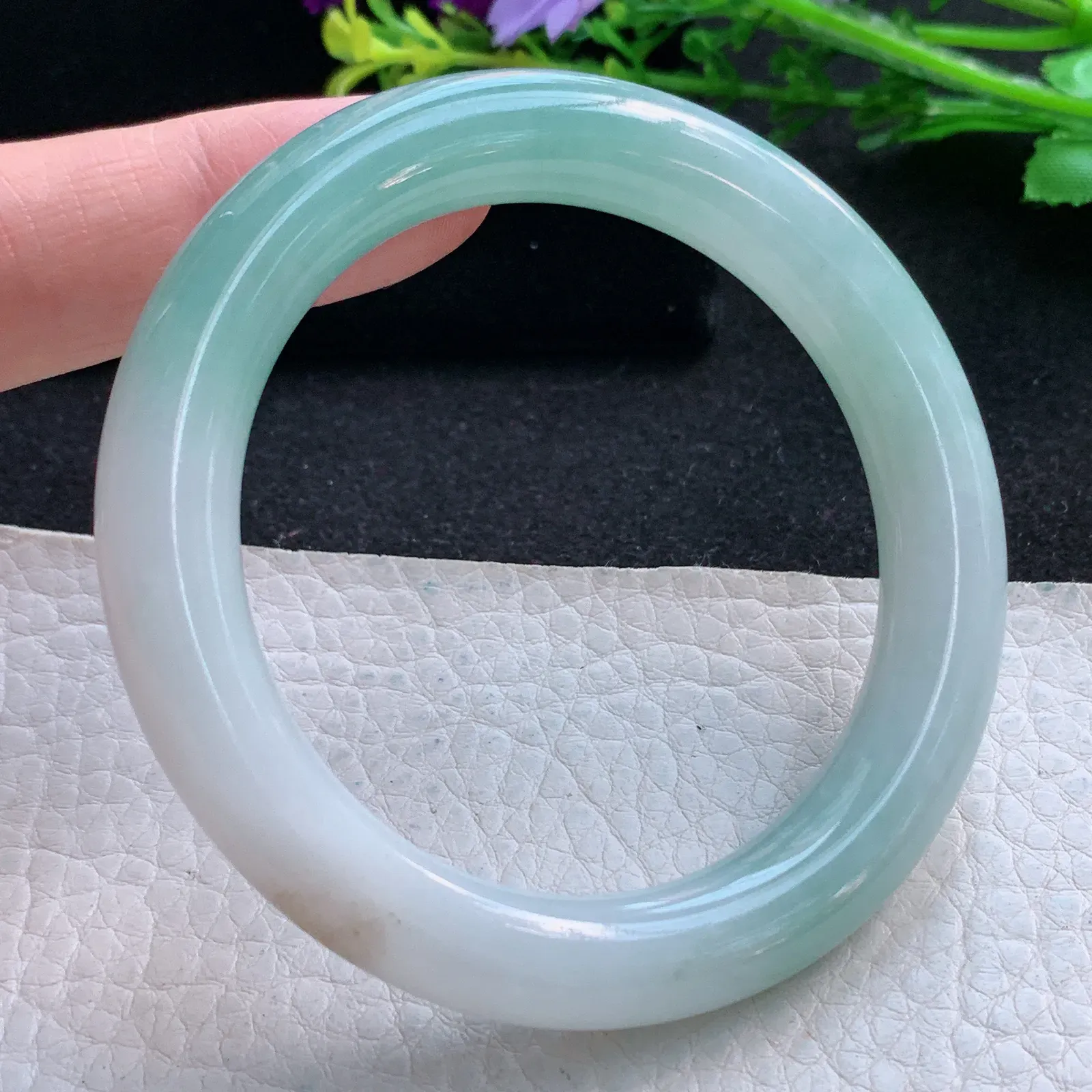 ss自然光53*9.6*9.3美人镯 缅甸翡翠a货蓝韵圆条玉手镯 玉手环