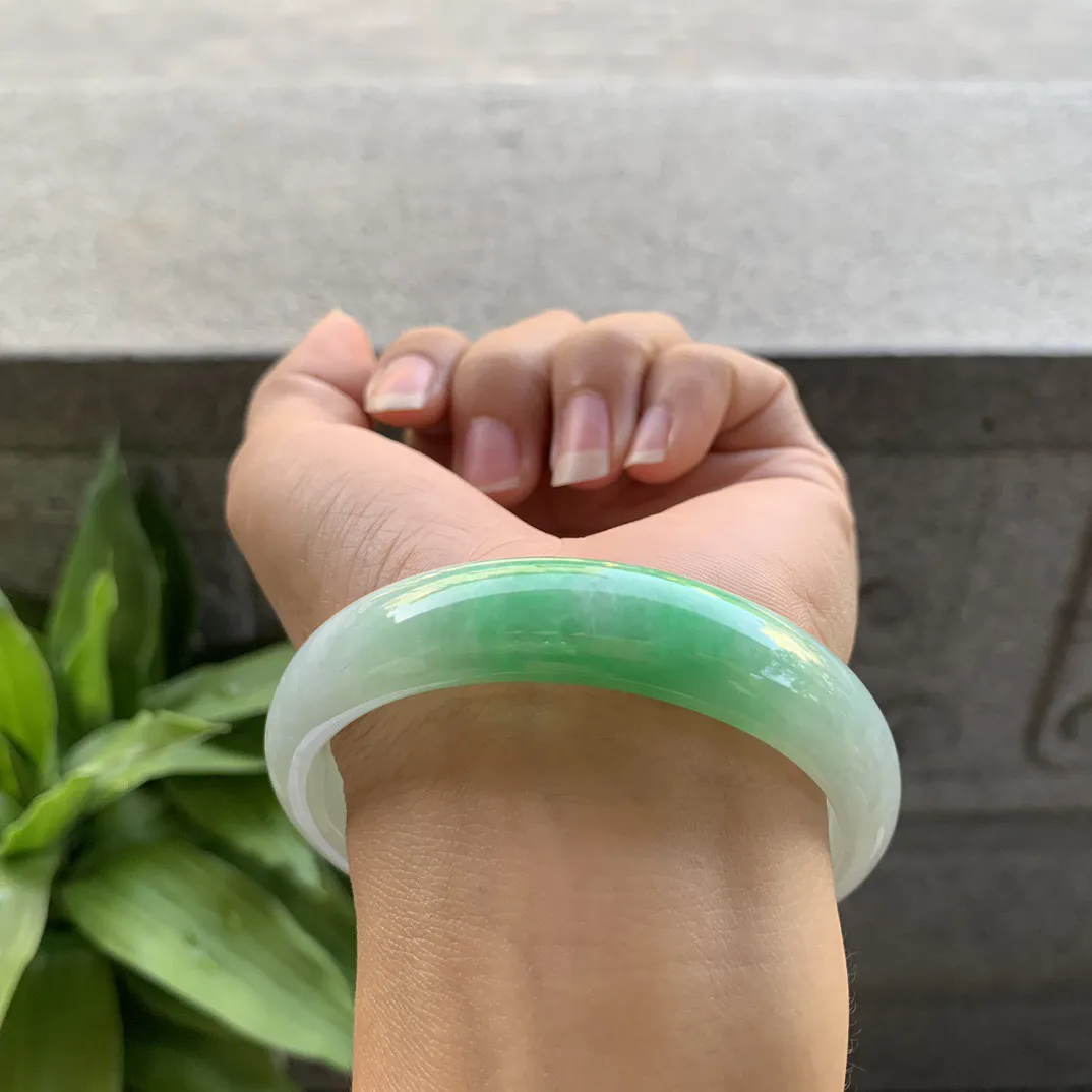 大圈口58.3-13.2-7.2 【飘绿正圈手镯】正圈58 59可戴