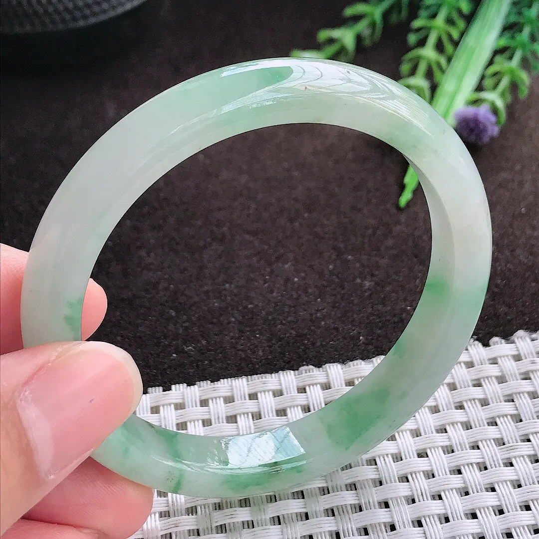 天然a货翡翠54.5/9.6/7.3老坑冰润起胶飘花手镯宽边翡翠玉手镯