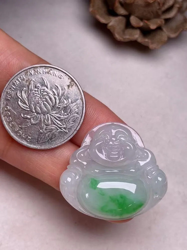 冰糯种飘绿【佛公】吊坠，种水好，玉质细腻 ，卖相好