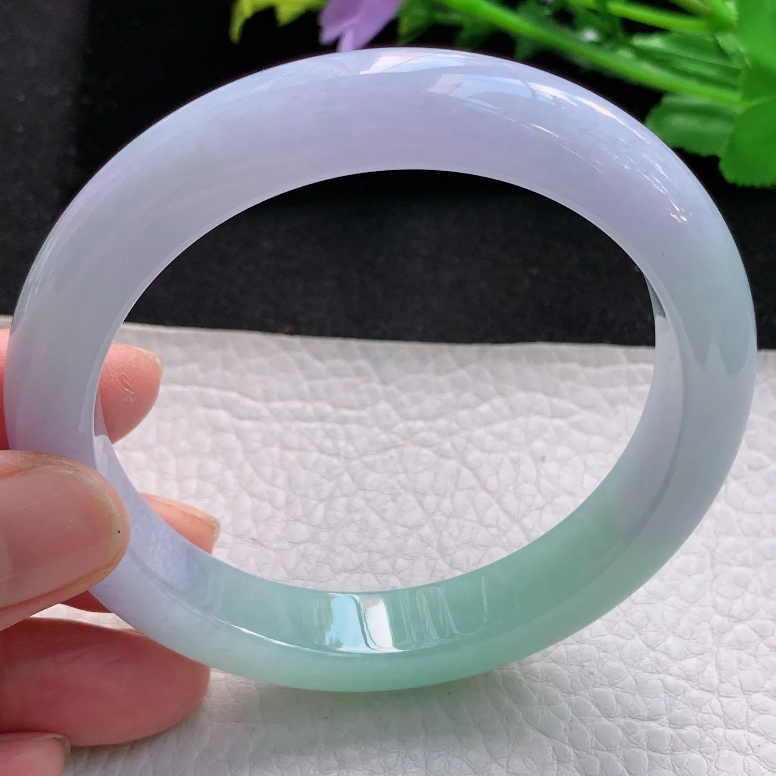 hf大圈口61*12*9.2平安镯 缅甸翡翠a货精美冰润春带彩宽边玉手镯 玉手环