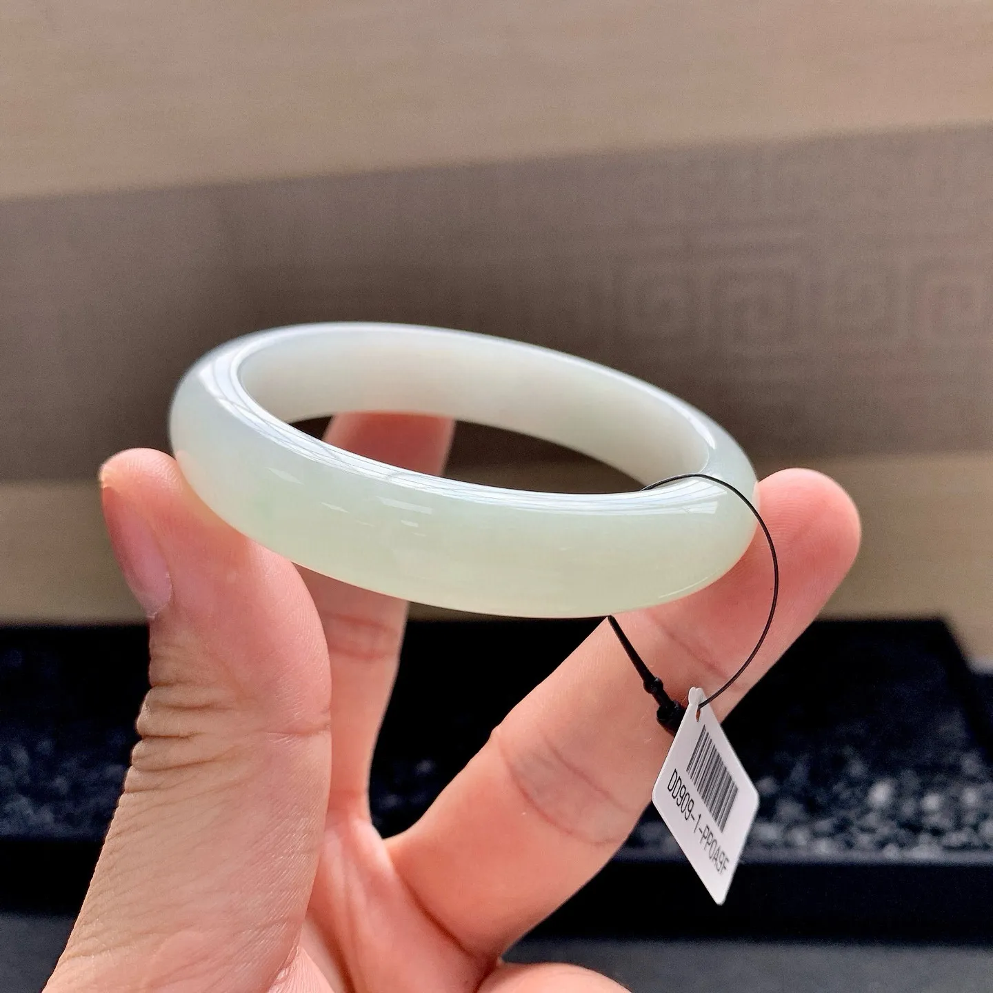 晴底手镯，尺寸：54-12.5-7.8