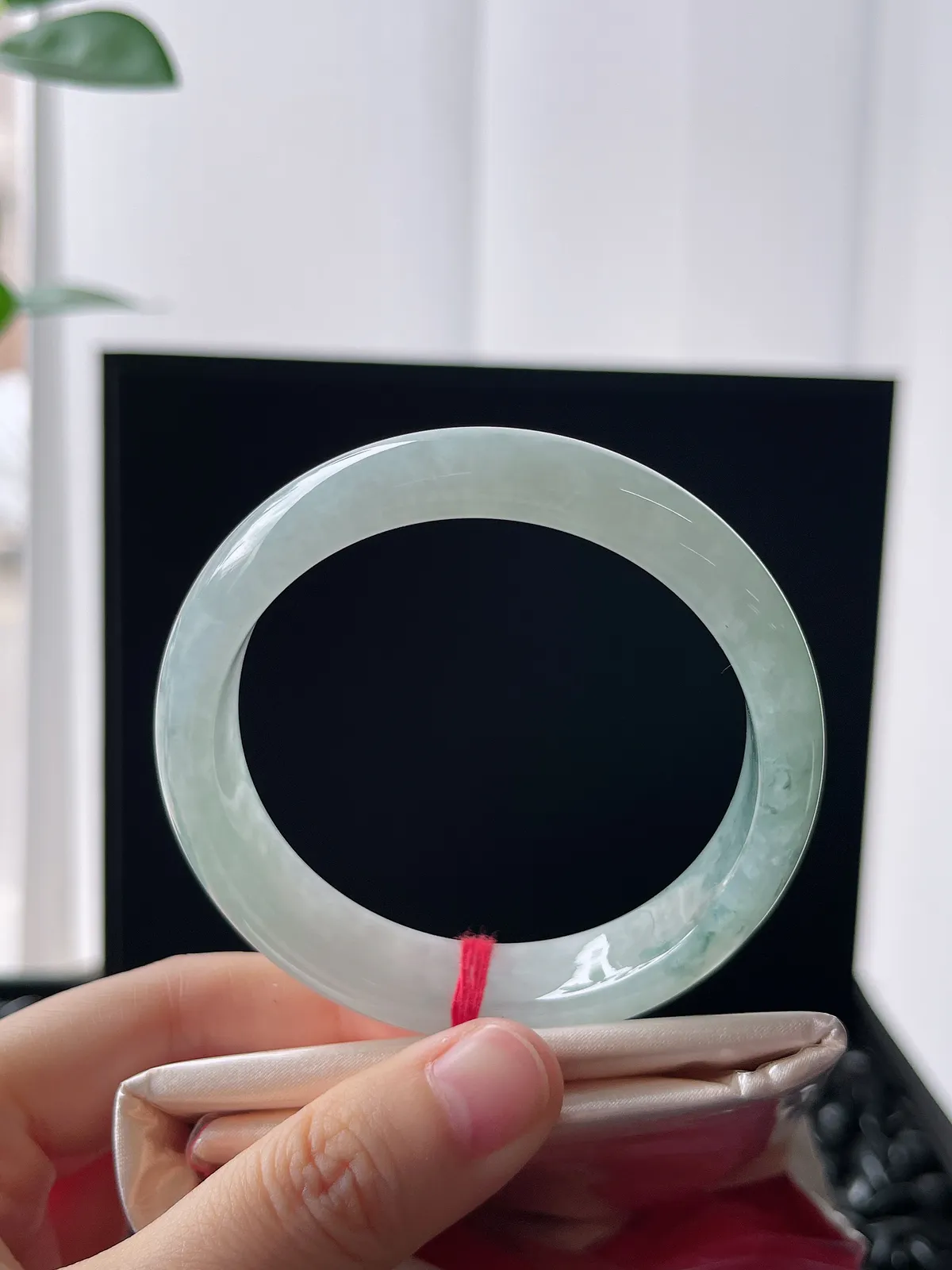 正圈55.2圈口，翡翠冰糯种飘花手镯