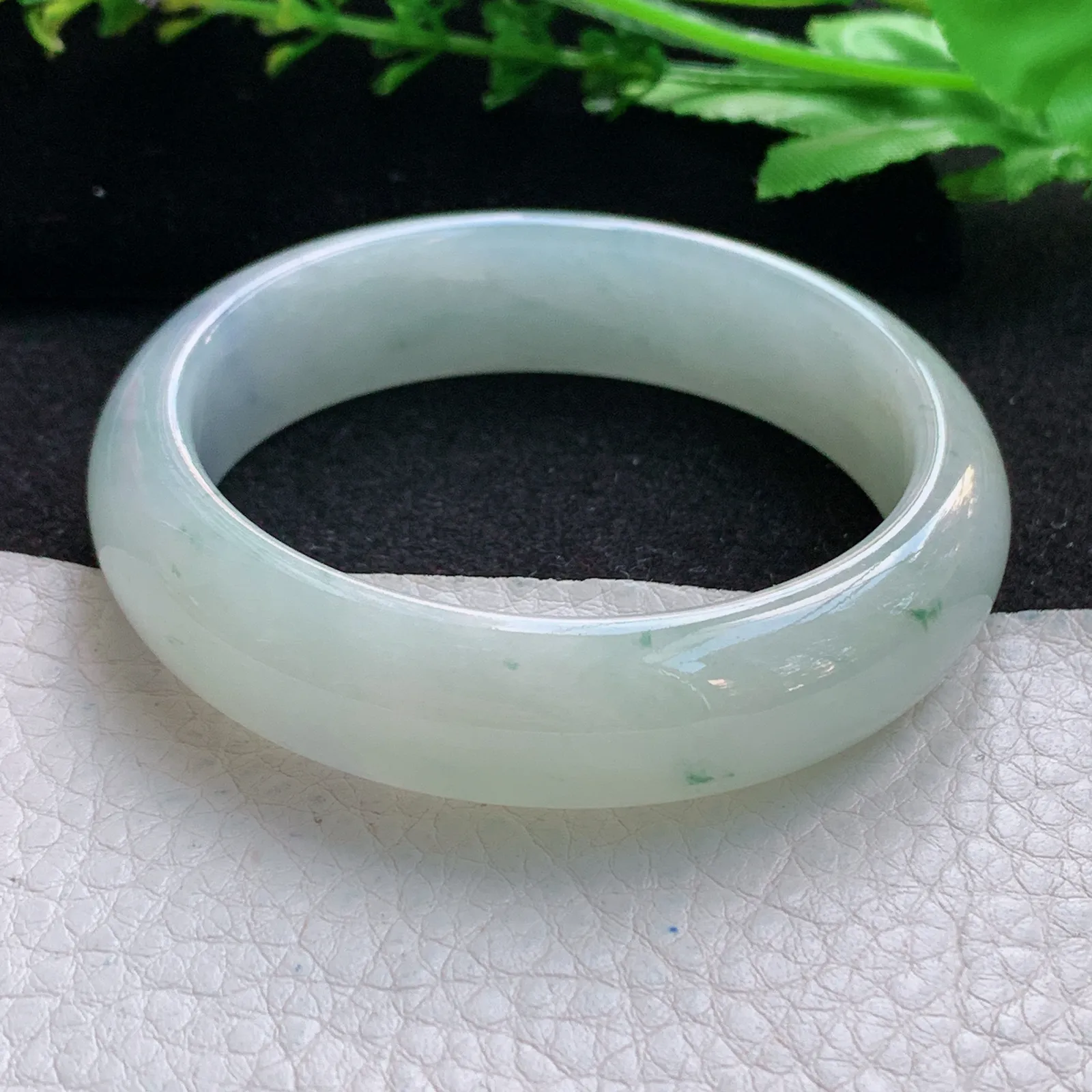 xx自然光54*14.5*8平安镯 缅甸翡翠a货精美冰飘花宽边玉手镯 玉手环