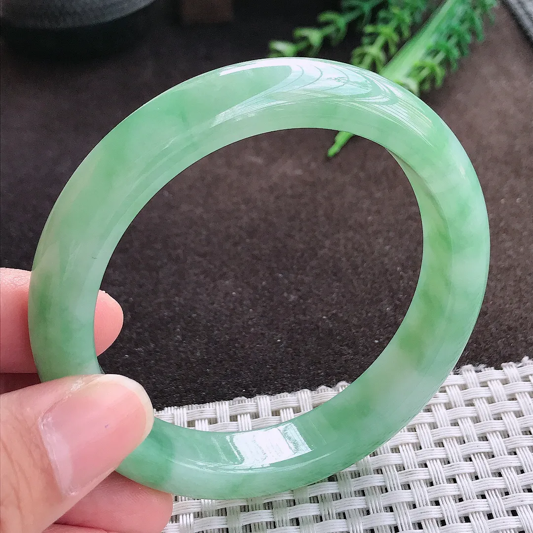 天然a货翡翠59.8/12.6/9老坑冰胶水灵芙蓉种满绿手镯宽边翡翠玉手镯