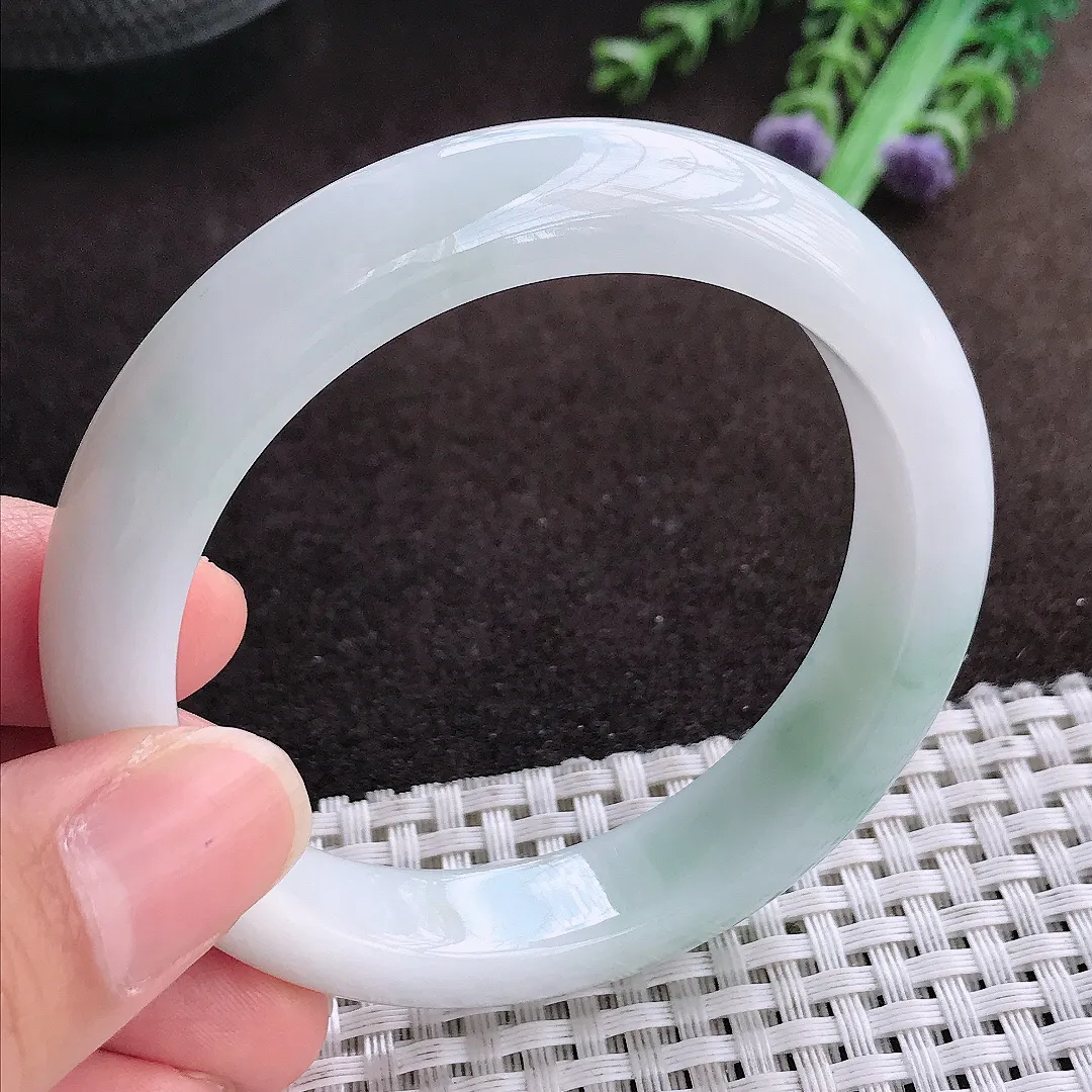 天然a货翡翠54.5/11.6/8.5老坑精美油润飘花手镯宽边翡翠玉手镯