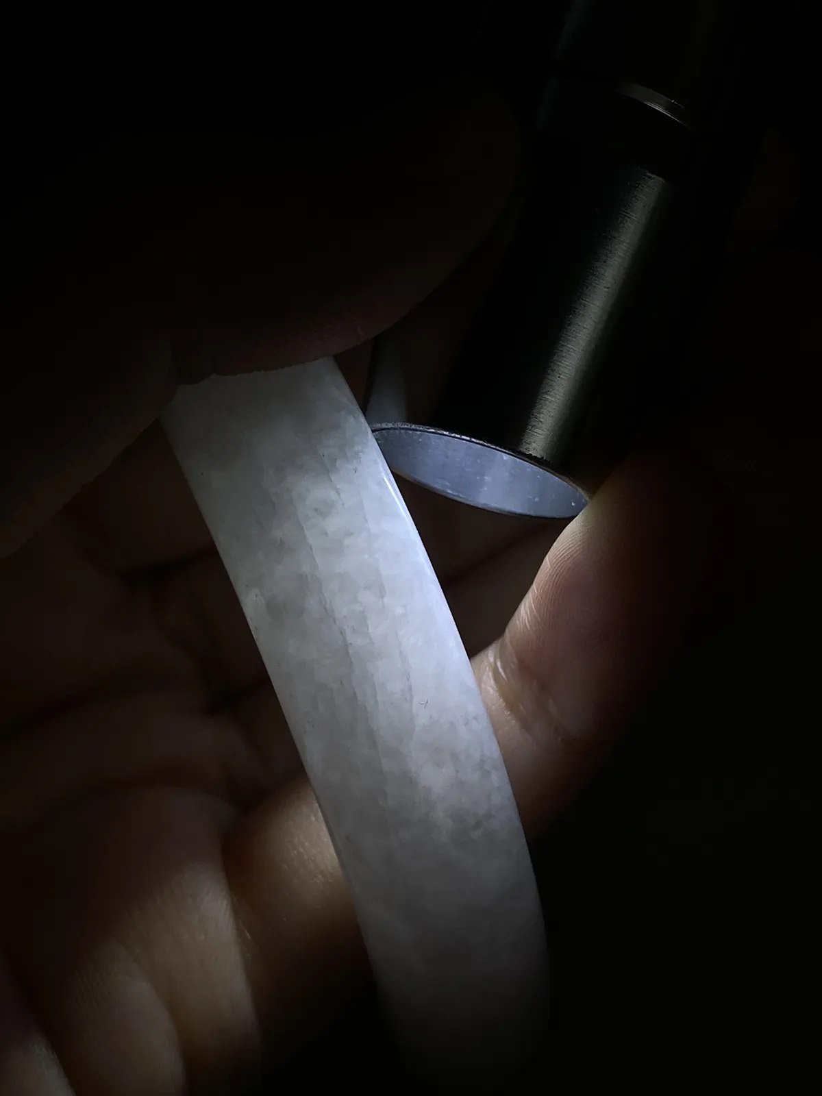 厚装圆镯50.3圈口，冰糯种翡翠手镯，拍回后可以扩圈