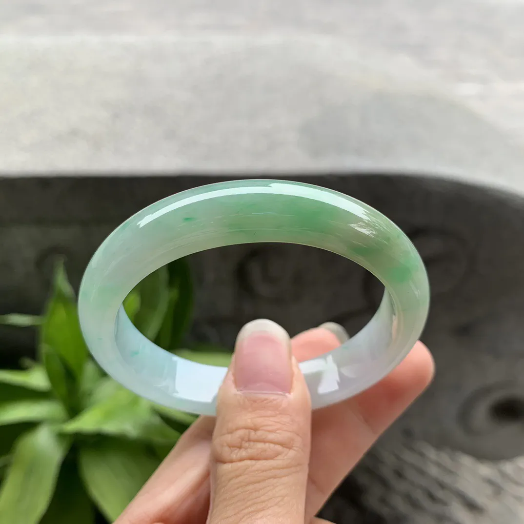 小圈口 52.2-48.4-11.2-7.1【黄加绿贵妃手镯】贵妃52 53可戴