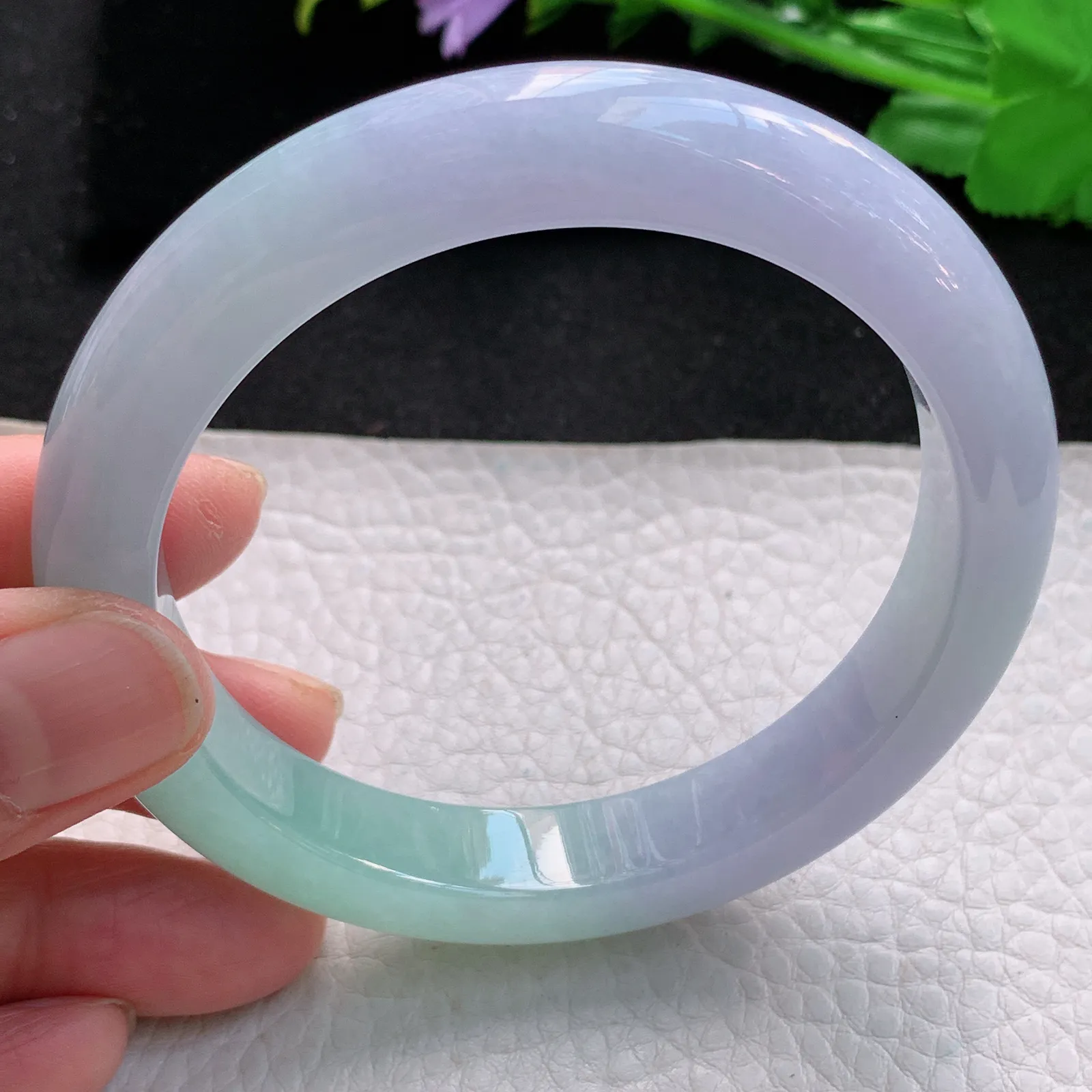 hf大圈口61*12*9.2平安镯 缅甸翡翠a货精美冰润春带彩宽边玉手镯 玉手环