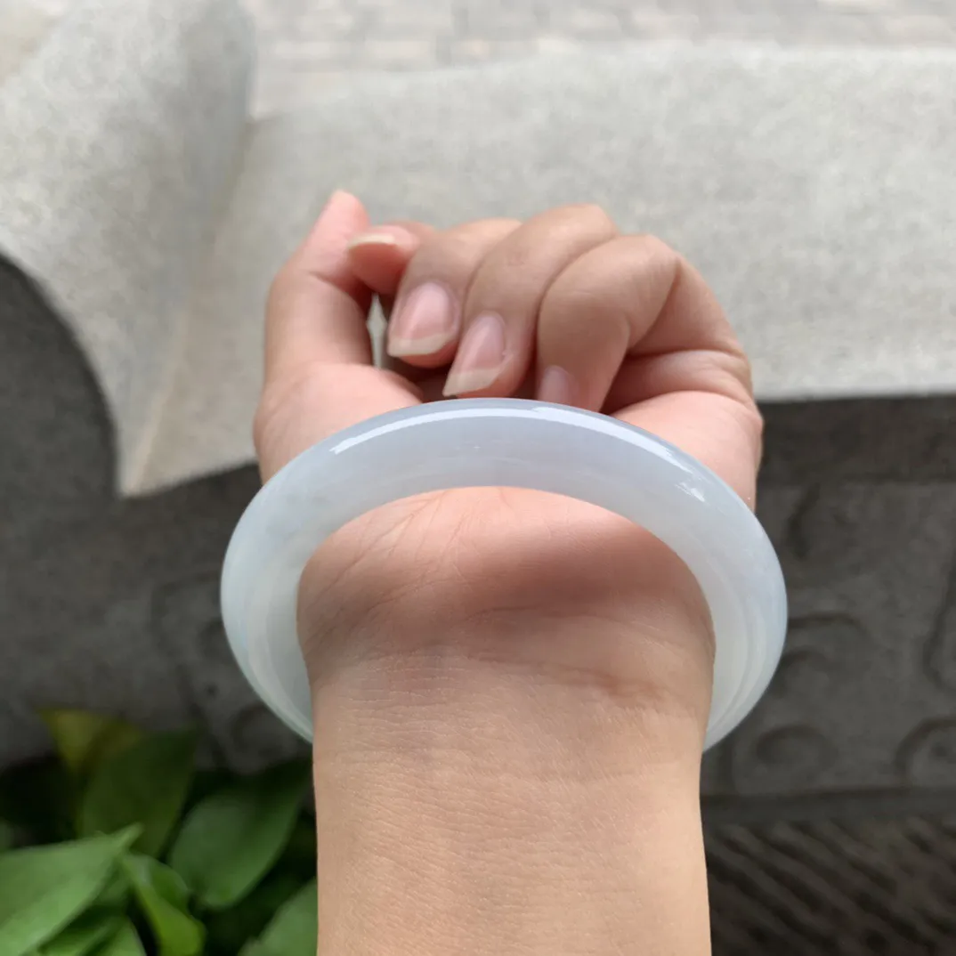 小圈口 53.8-10.2【飘绿圆条手镯】圆条53 54可戴