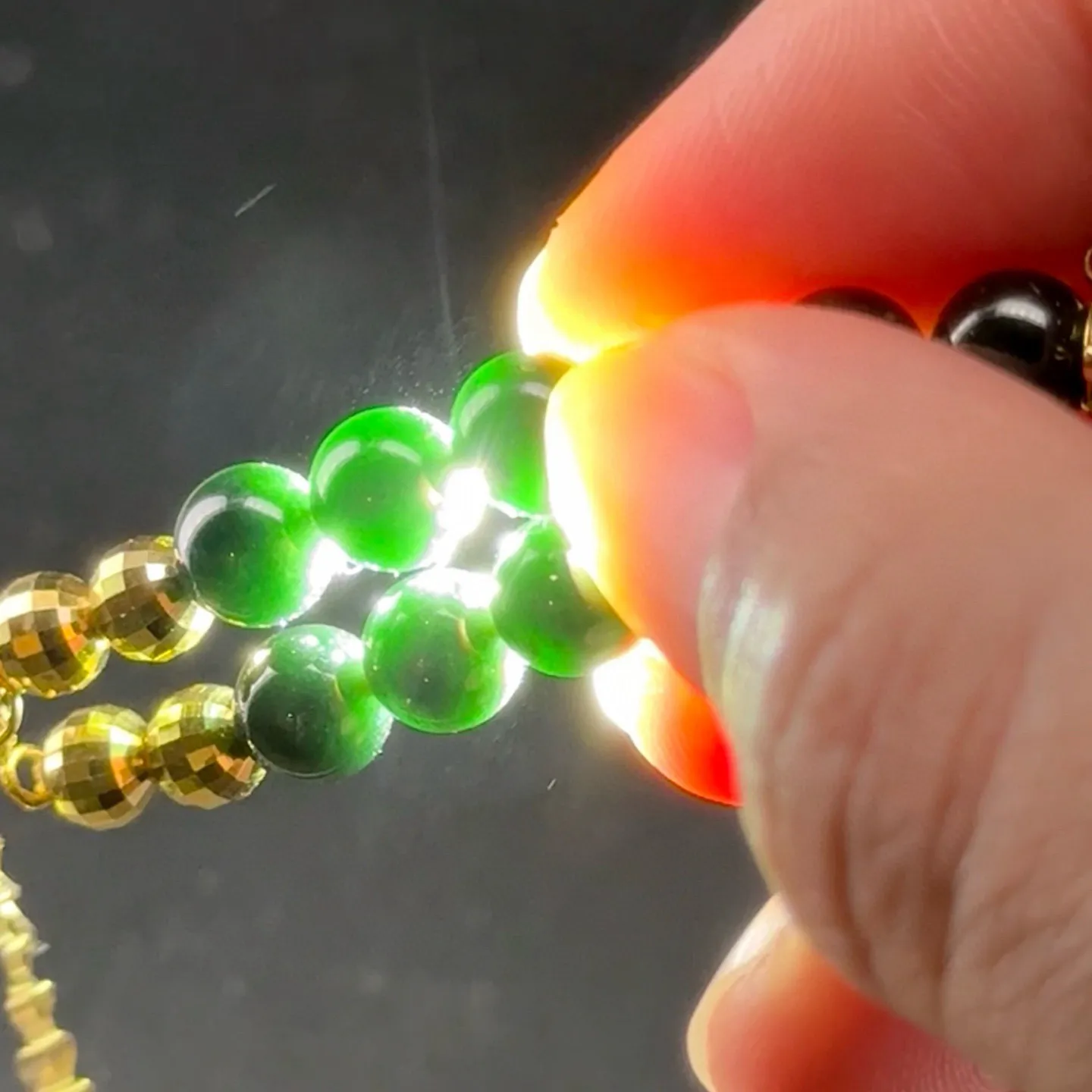 精品18k墨翠手链 种好色正 黑度极好 打灯通透 油性十足 尺寸6.3